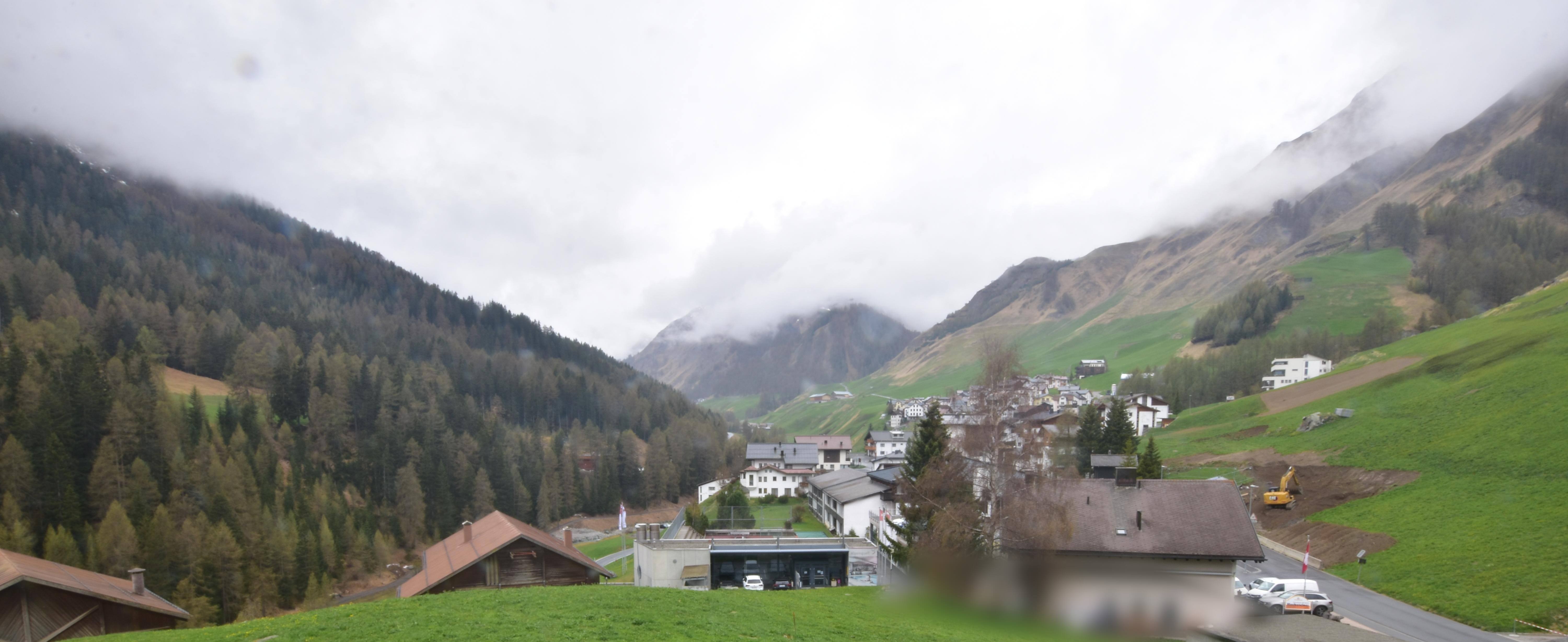 Archiv Foto Webcam Compatsch, 1.700m