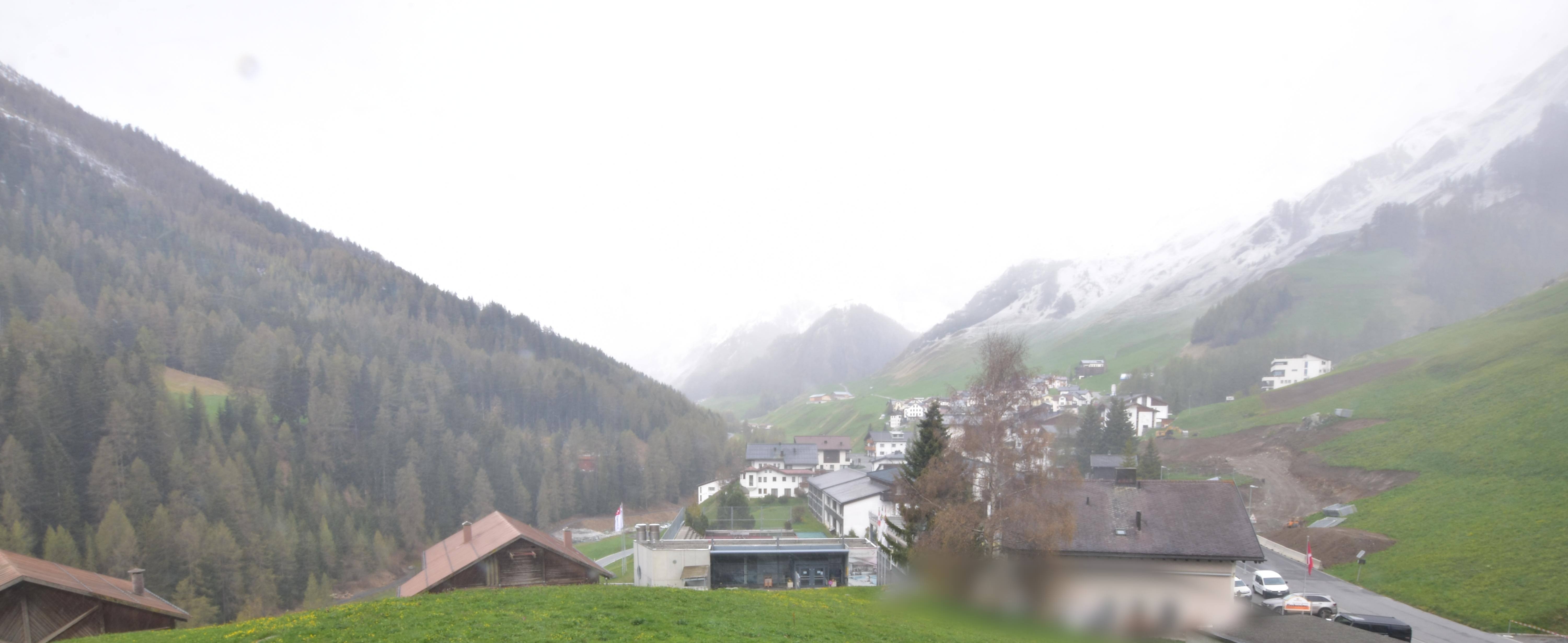 Archiv Foto Webcam Compatsch, 1.700m