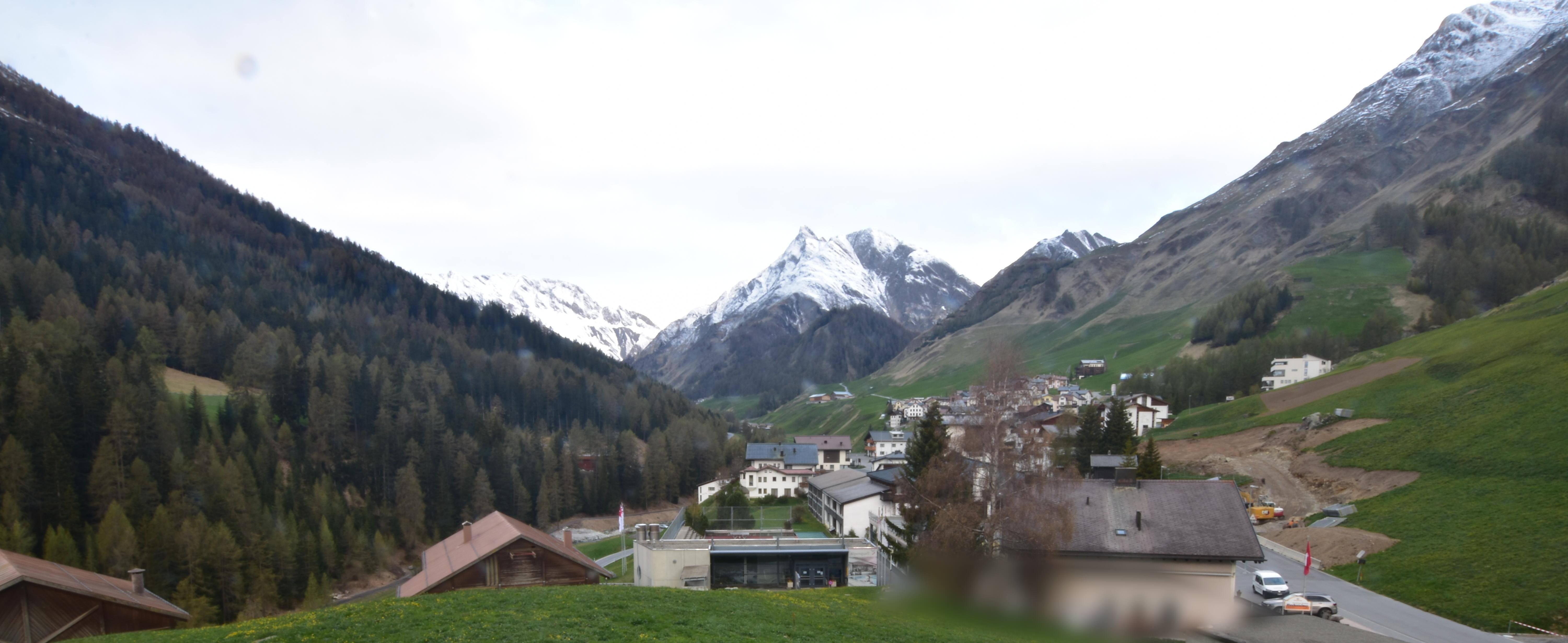 Archiv Foto Webcam Compatsch, 1.700m