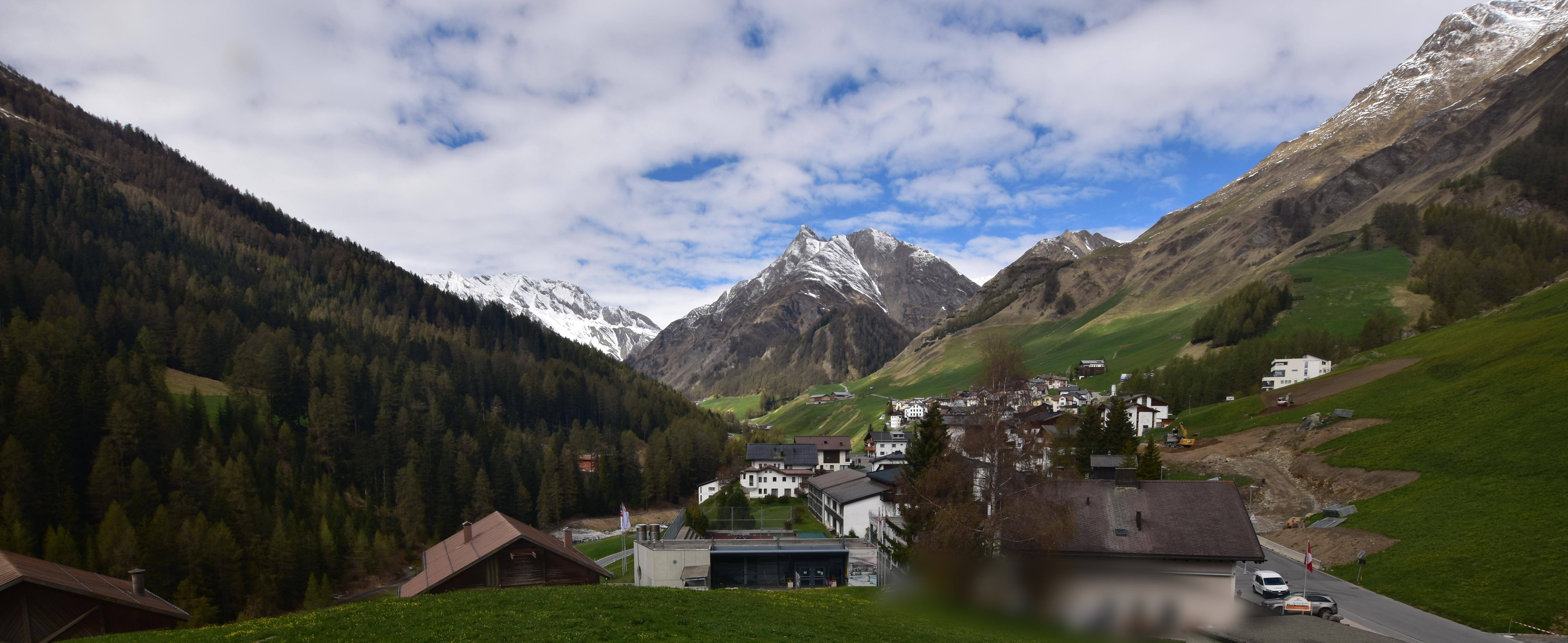 Archiv Foto Webcam Compatsch, 1.700m