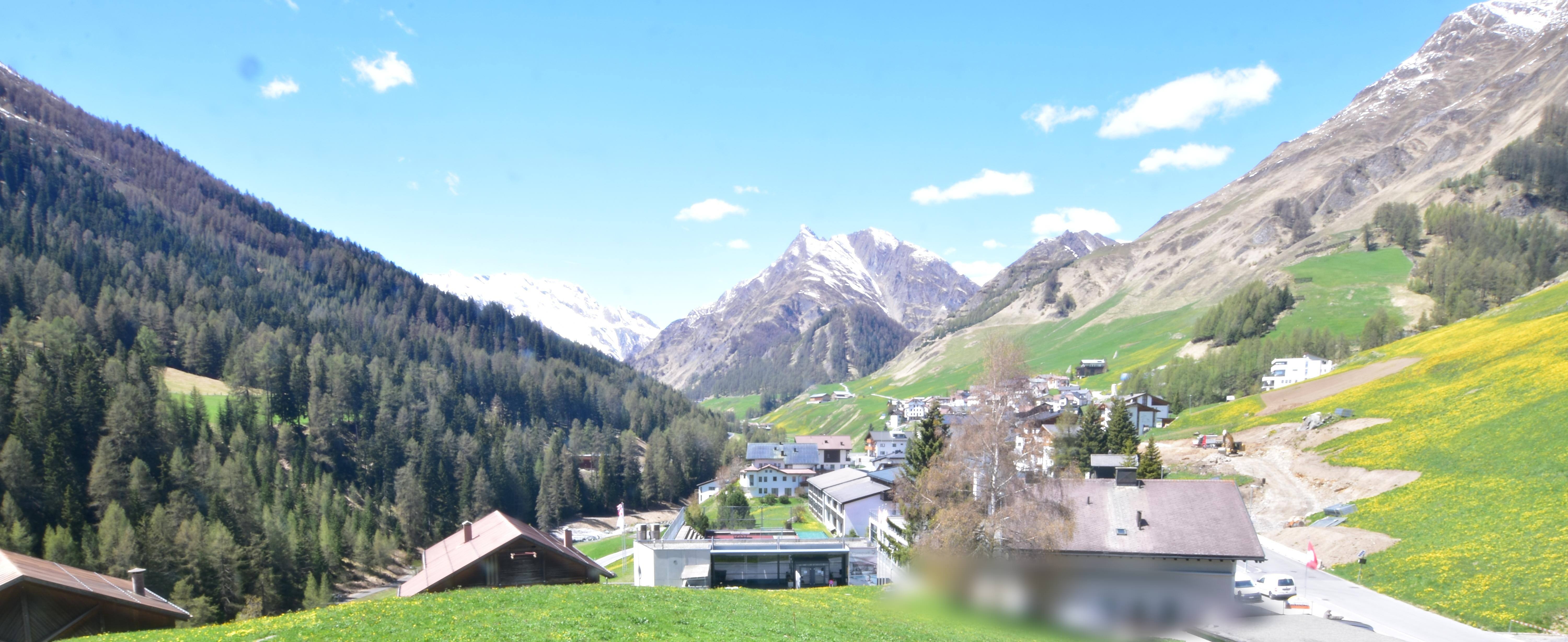 Archiv Foto Webcam Compatsch, 1.700m