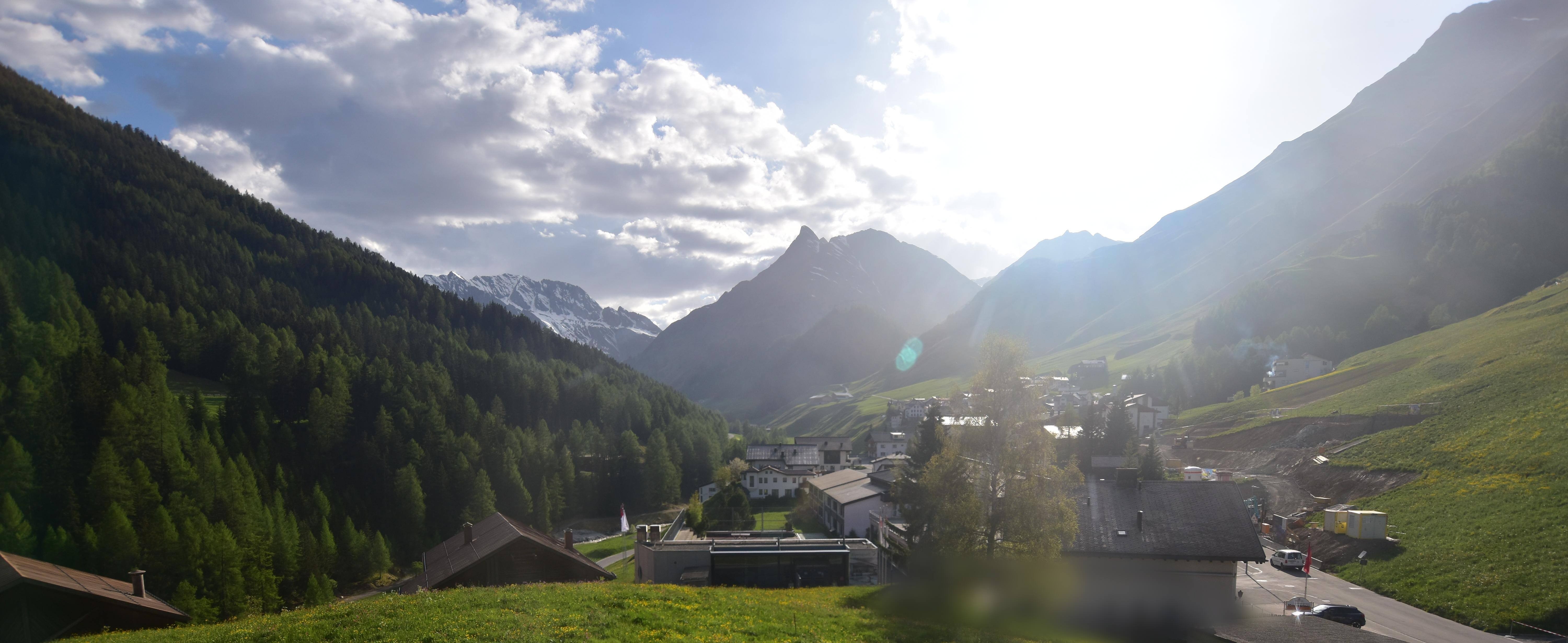 Archiv Foto Webcam Compatsch, 1.700m