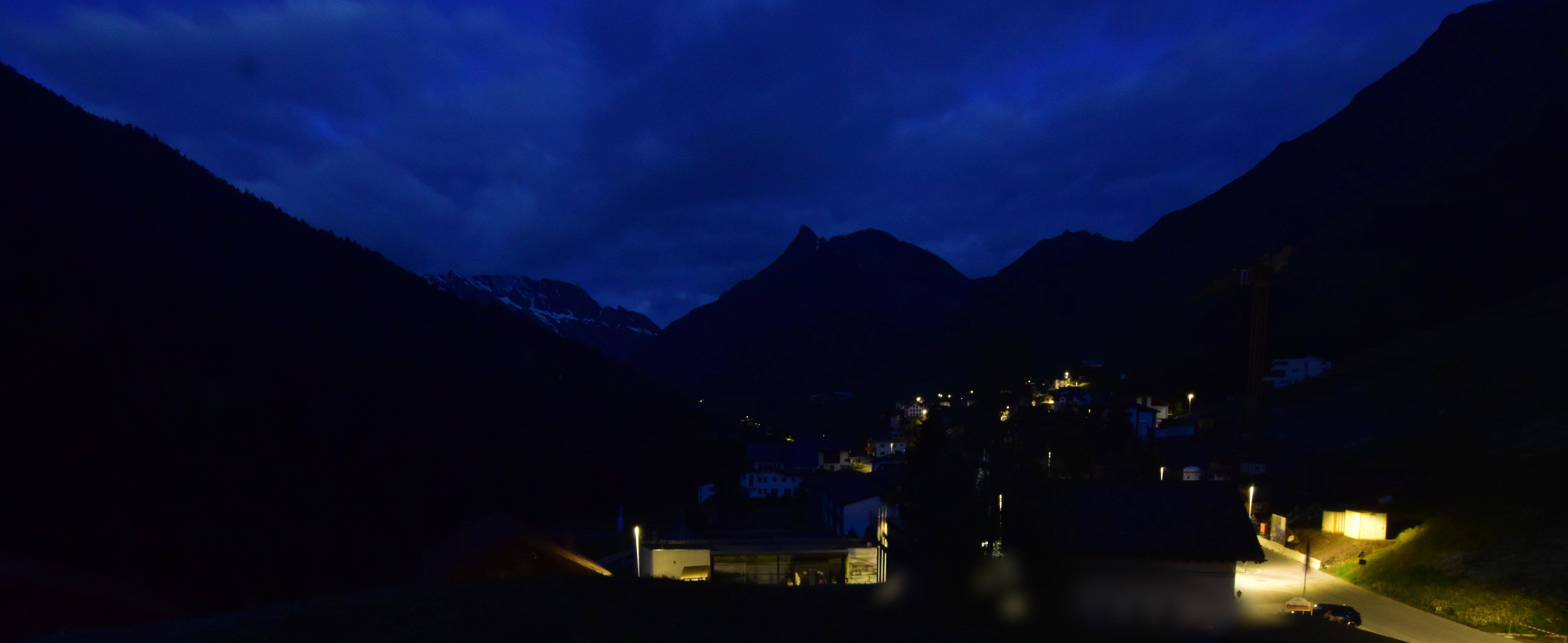Archiv Foto Webcam Compatsch, 1.700m