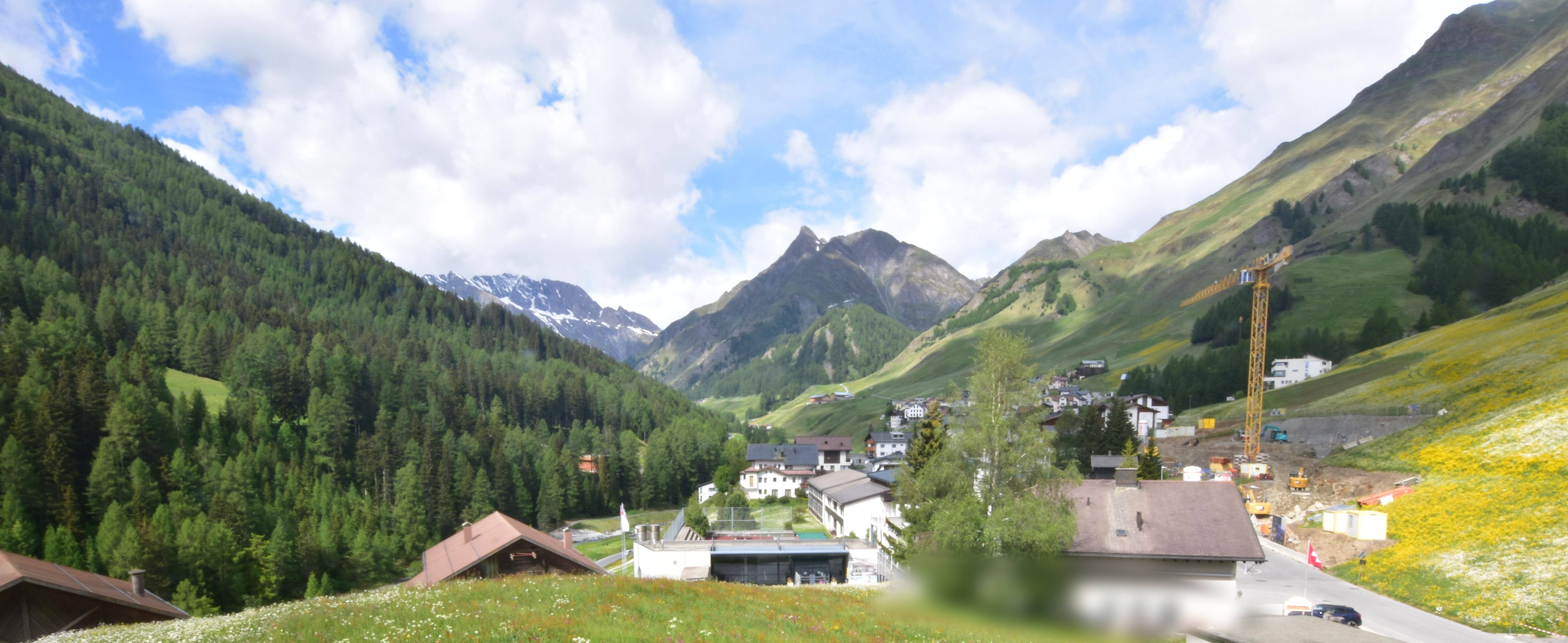 Archiv Foto Webcam Compatsch, 1.700m