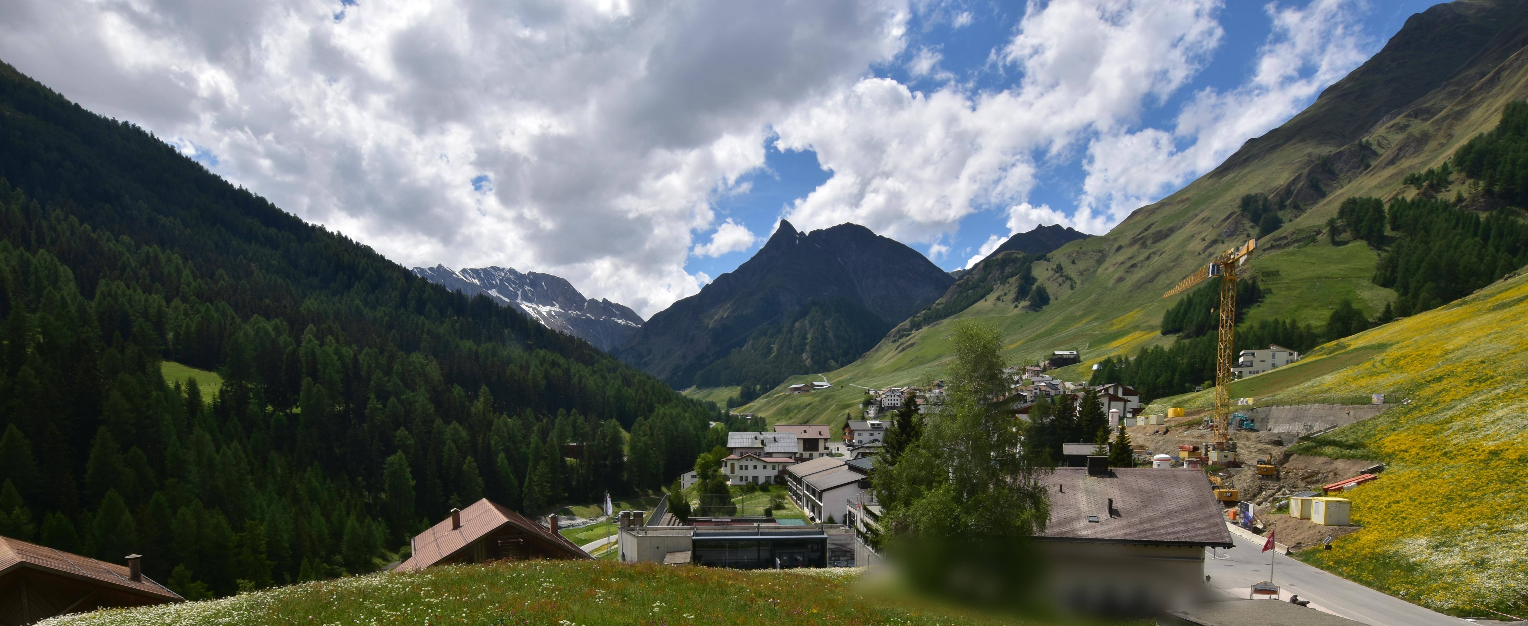 Archiv Foto Webcam Compatsch, 1.700m