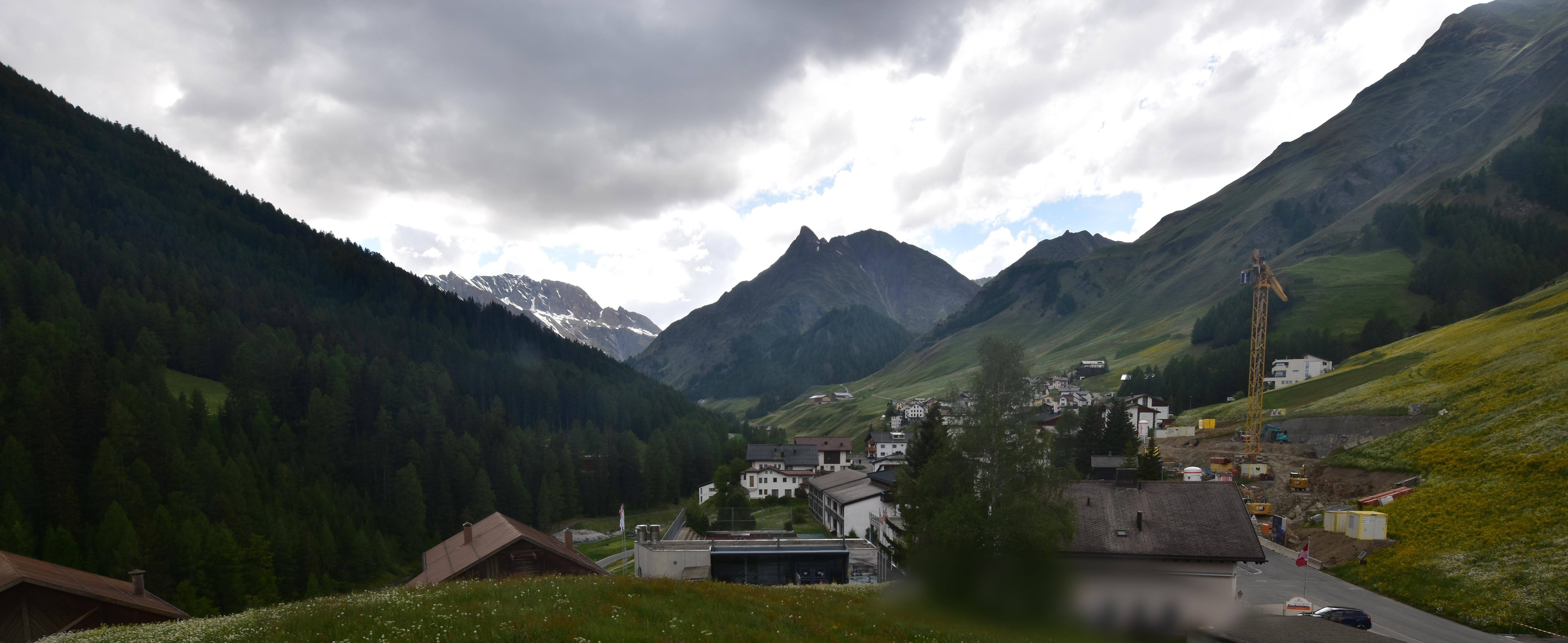 Archiv Foto Webcam Compatsch, 1.700m