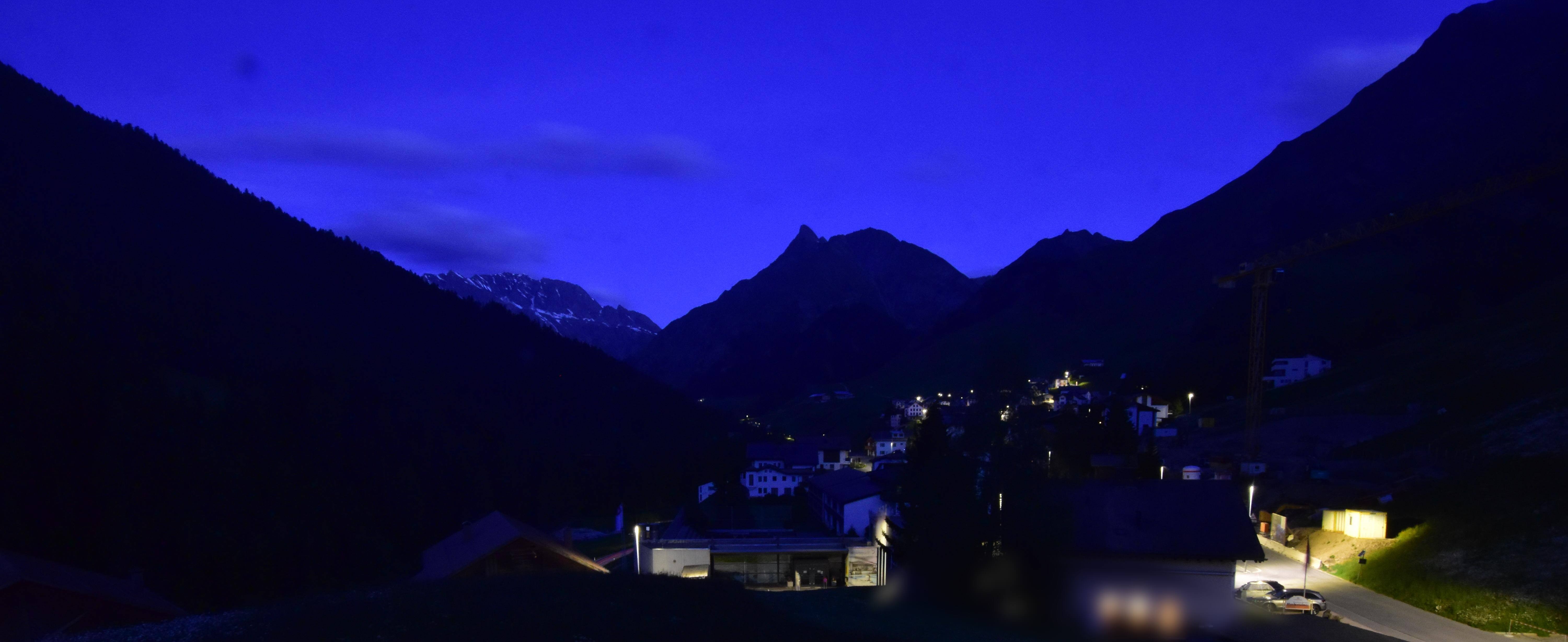 Archiv Foto Webcam Compatsch, 1.700m