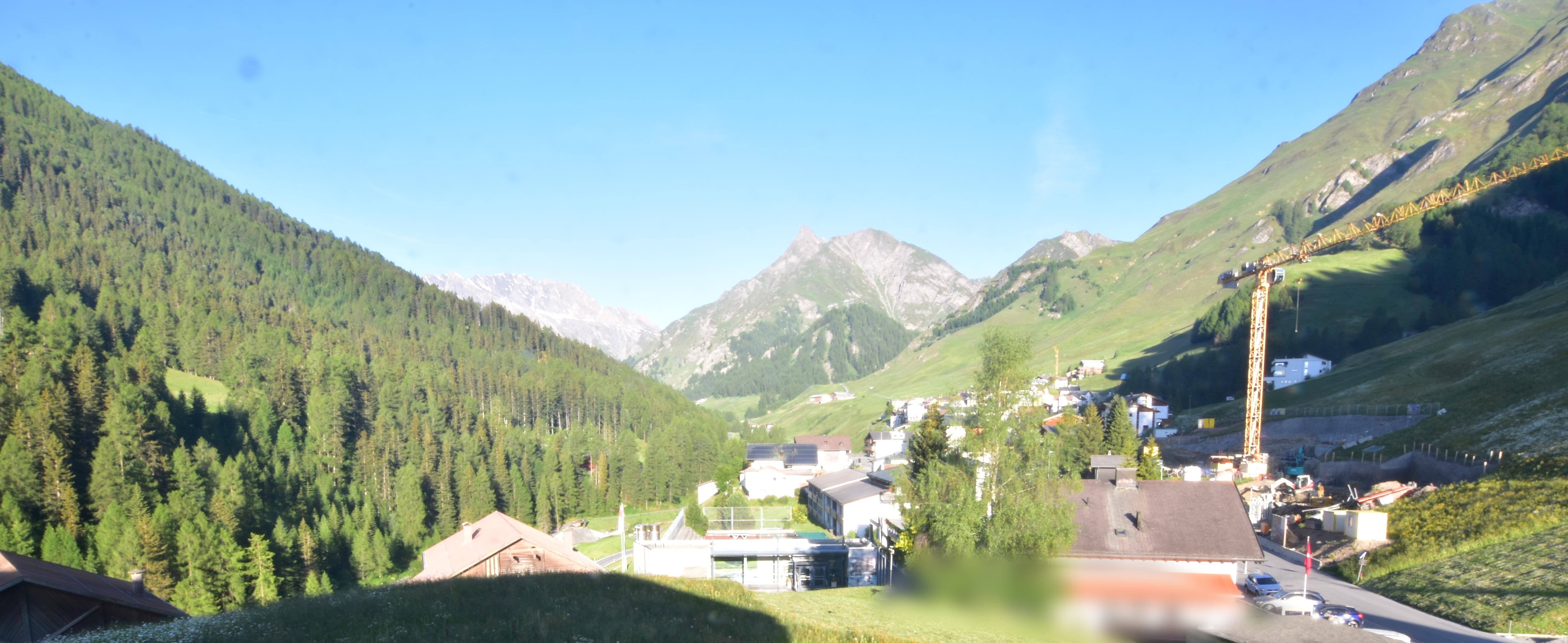 Archiv Foto Webcam Compatsch, 1.700m