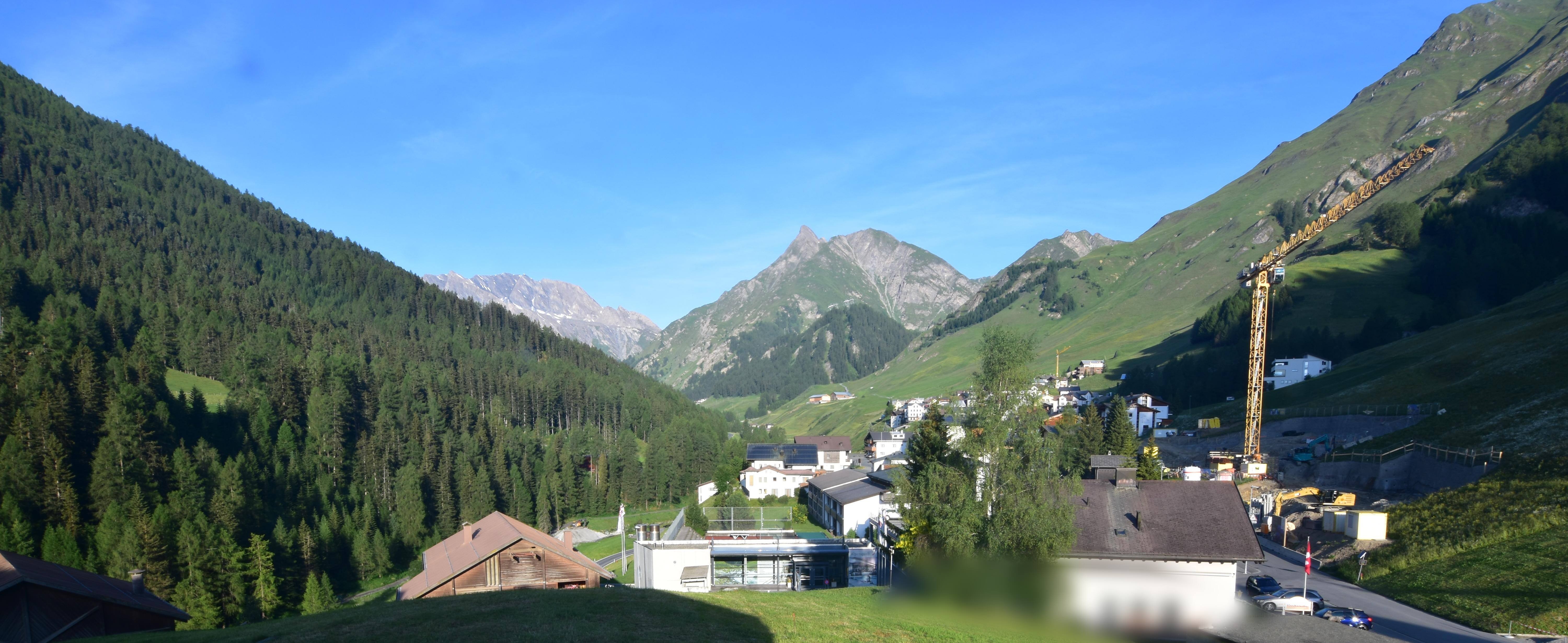 Archiv Foto Webcam Compatsch, 1.700m