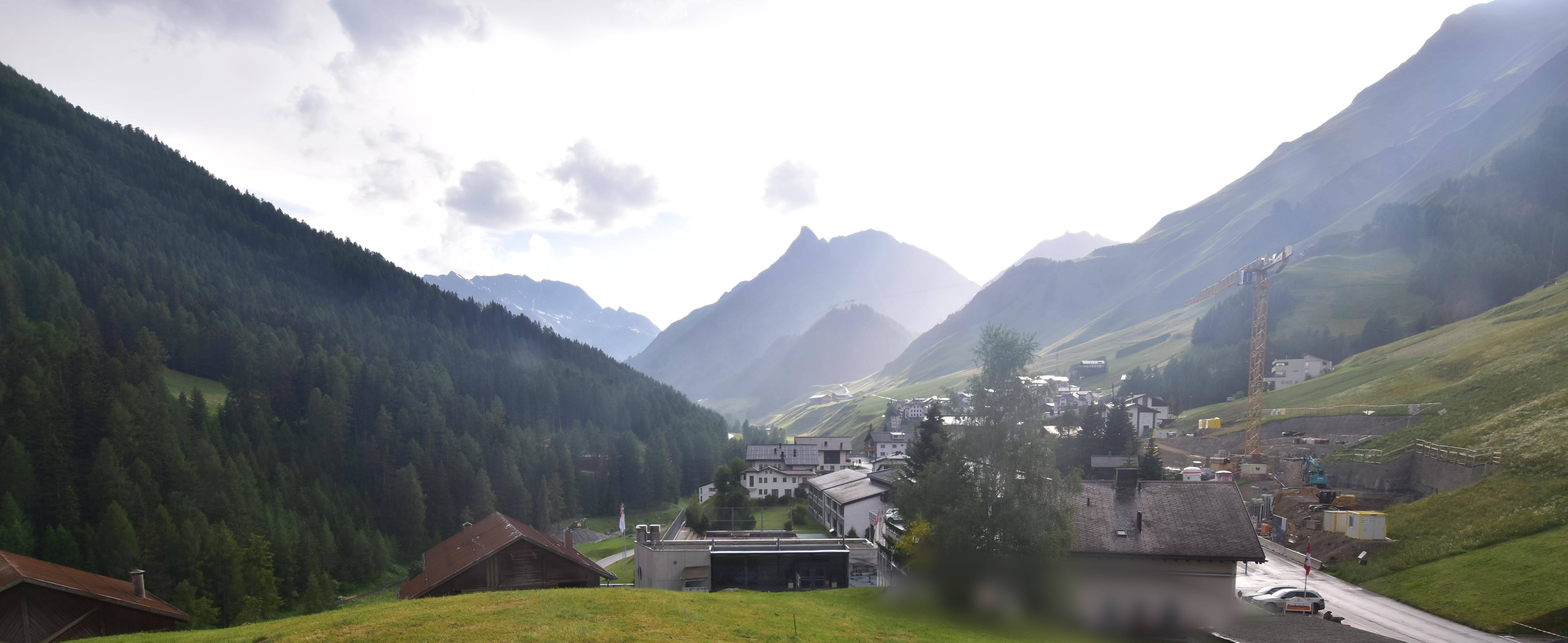 Archiv Foto Webcam Compatsch, 1.700m