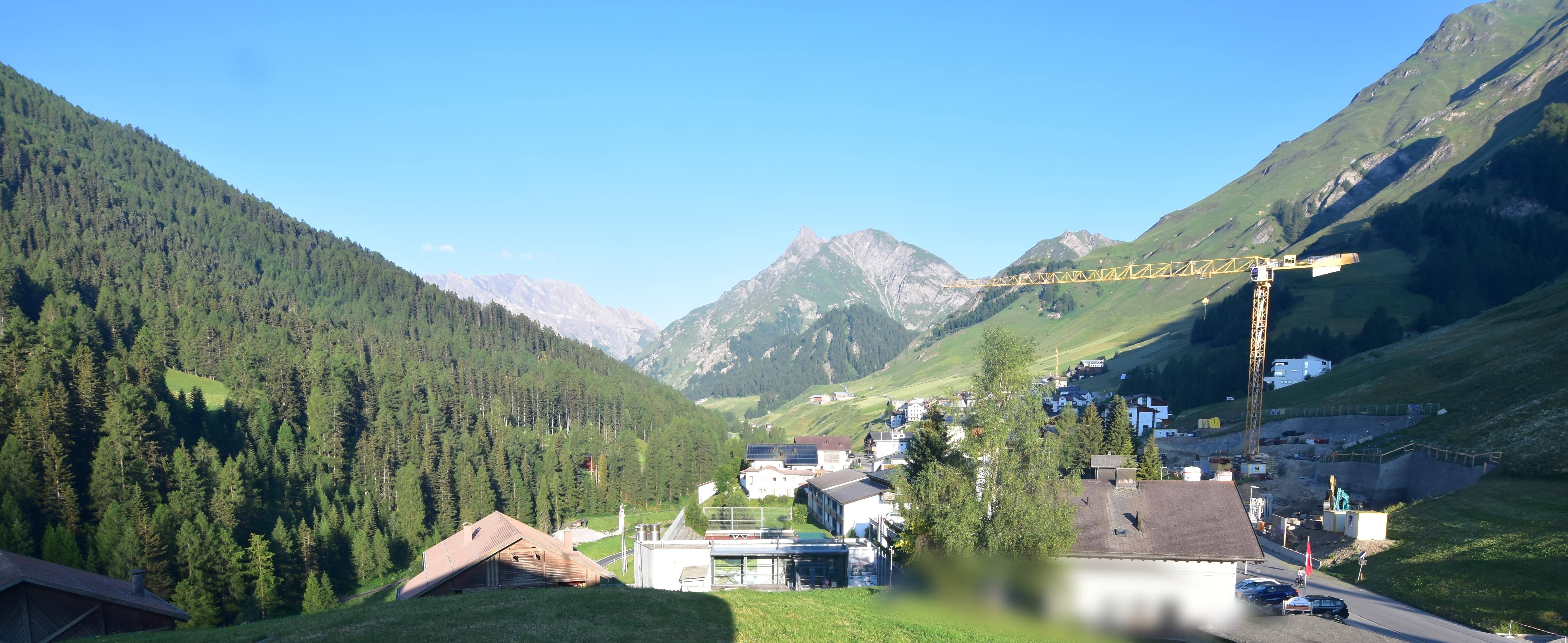 Archiv Foto Webcam Compatsch, 1.700m