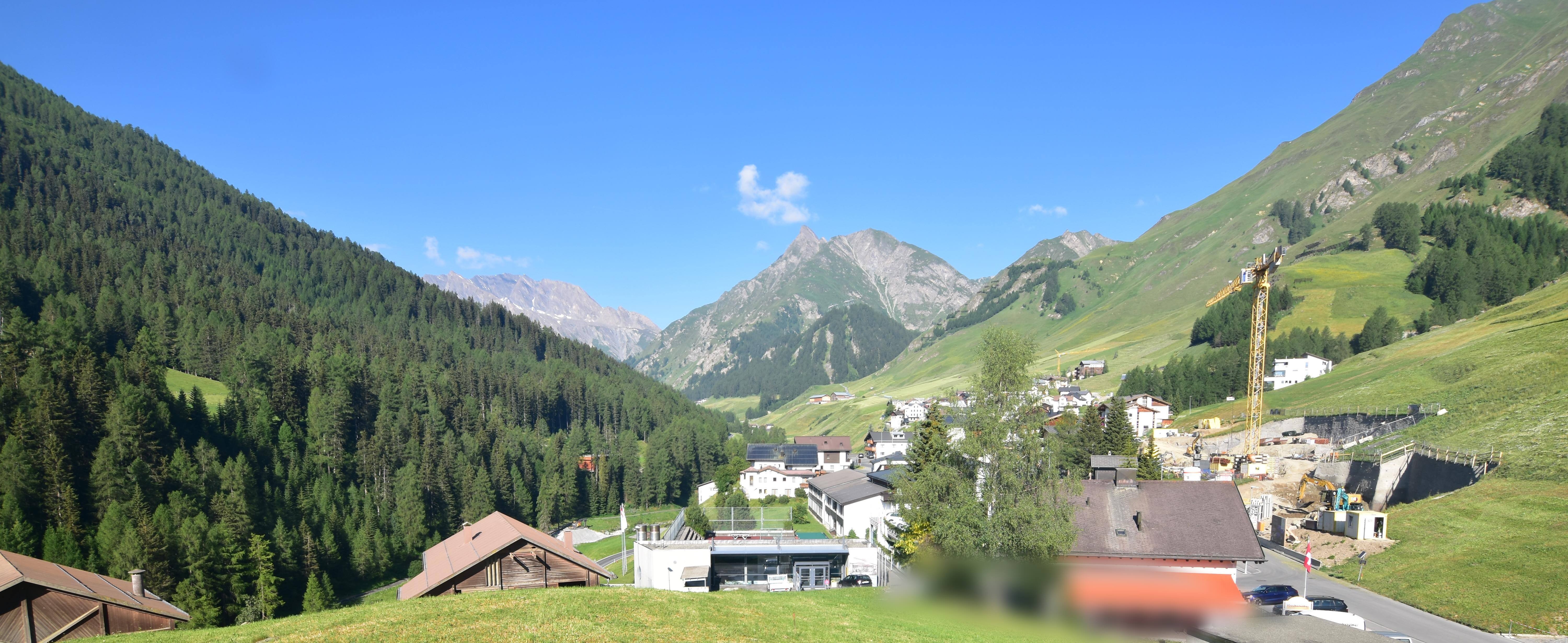 Archiv Foto Webcam Compatsch, 1.700m