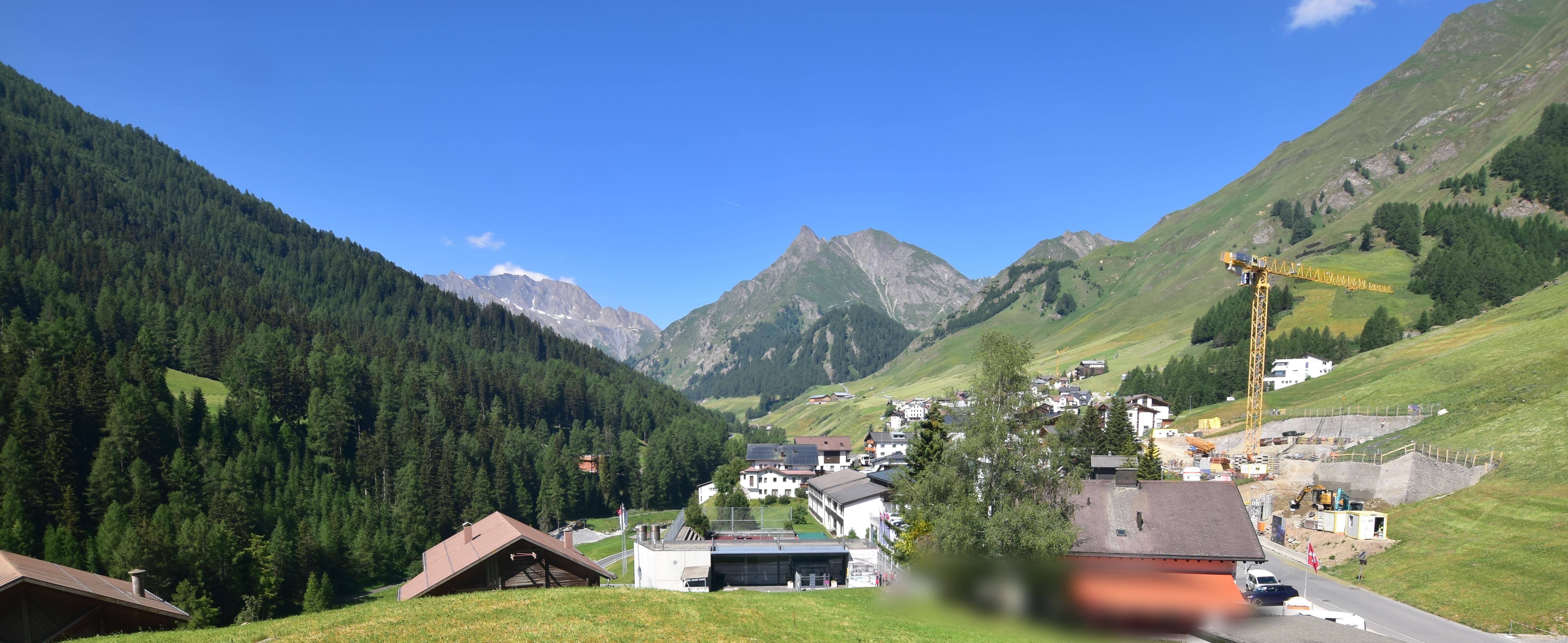 Archiv Foto Webcam Compatsch, 1.700m