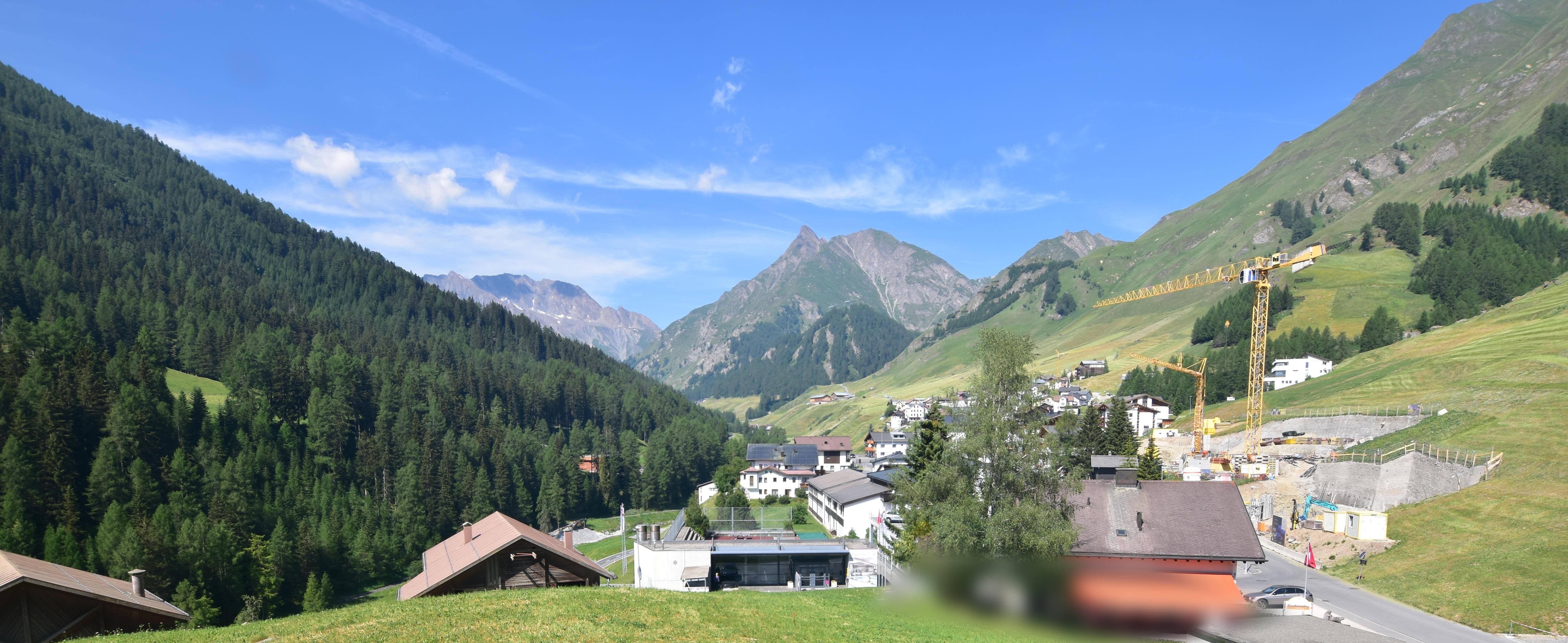 Archiv Foto Webcam Compatsch, 1.700m