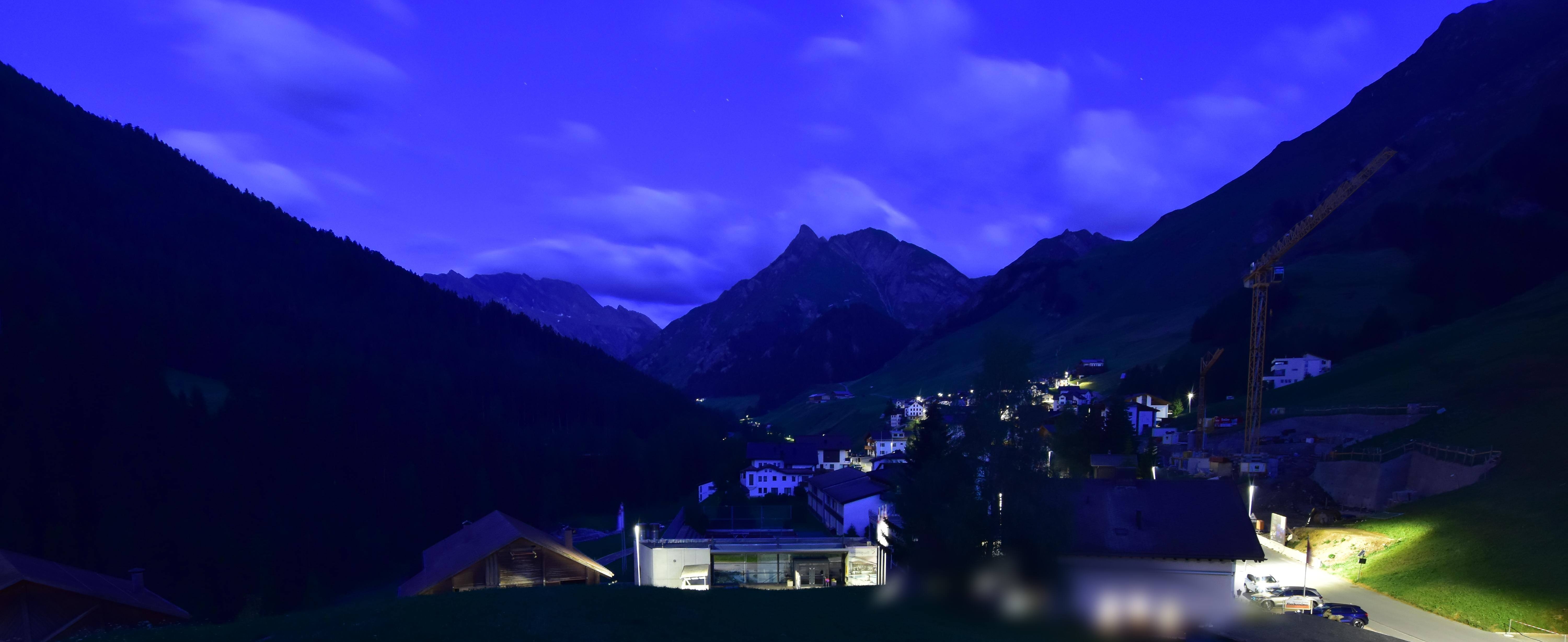Archiv Foto Webcam Compatsch, 1.700m