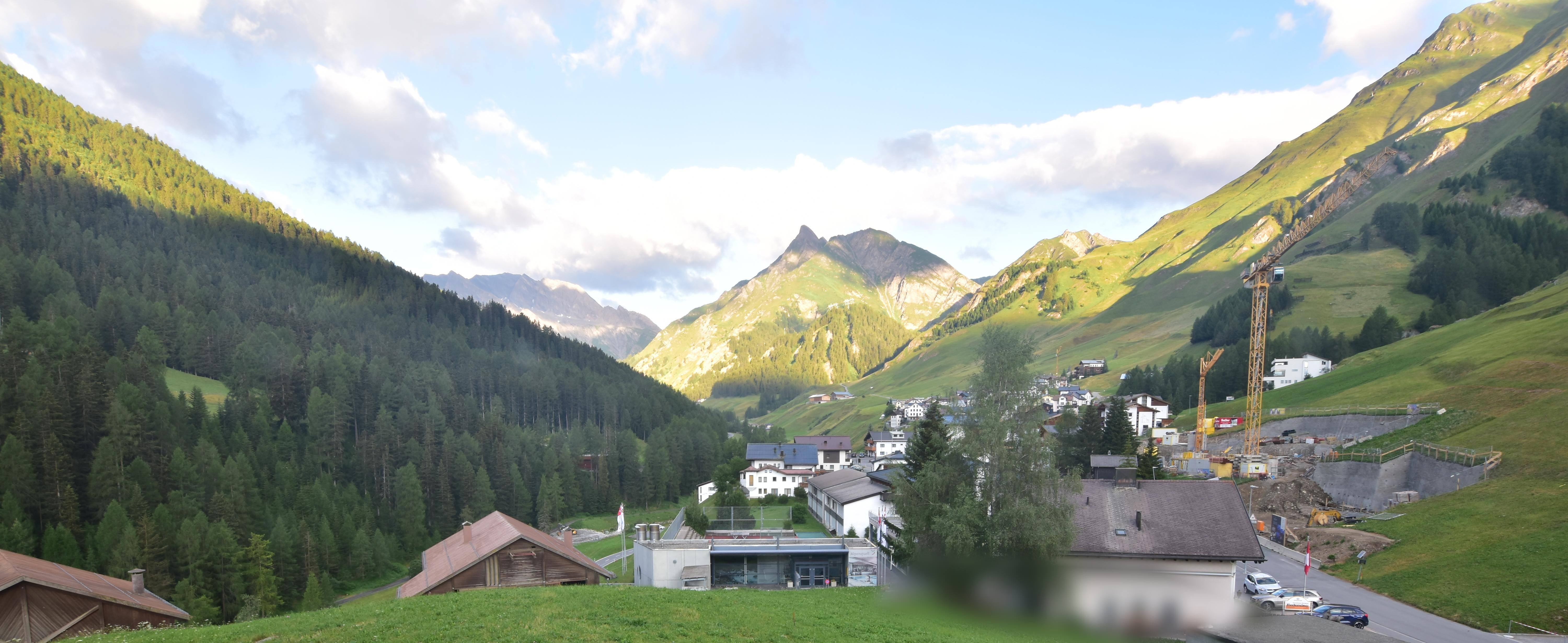 Archiv Foto Webcam Compatsch, 1.700m