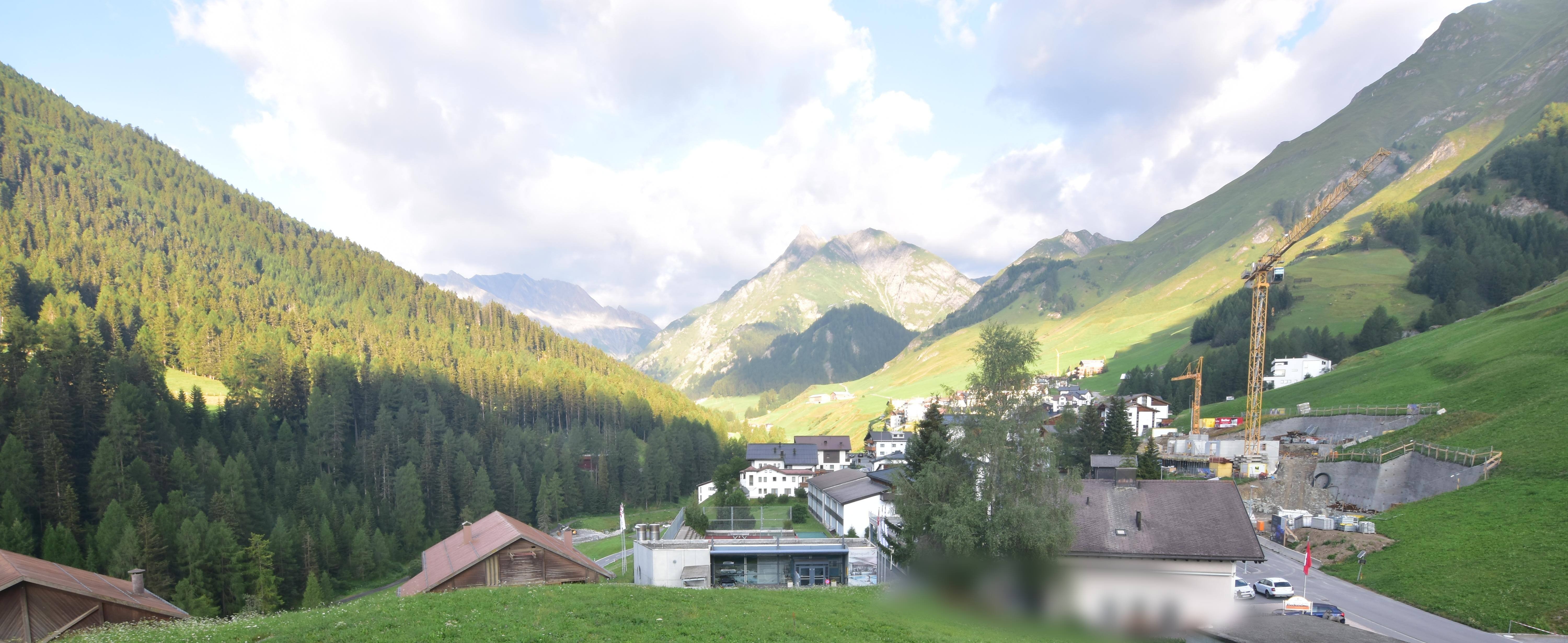 Archiv Foto Webcam Compatsch, 1.700m