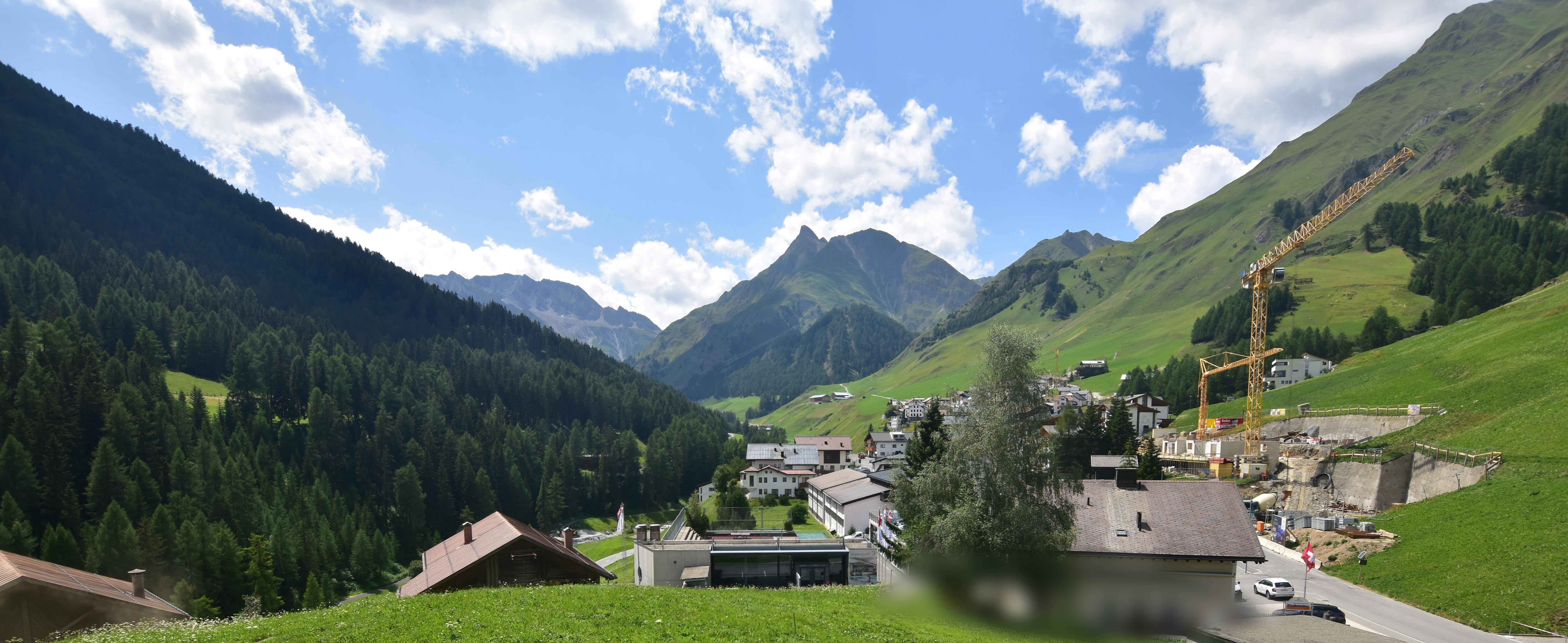 Archiv Foto Webcam Compatsch, 1.700m