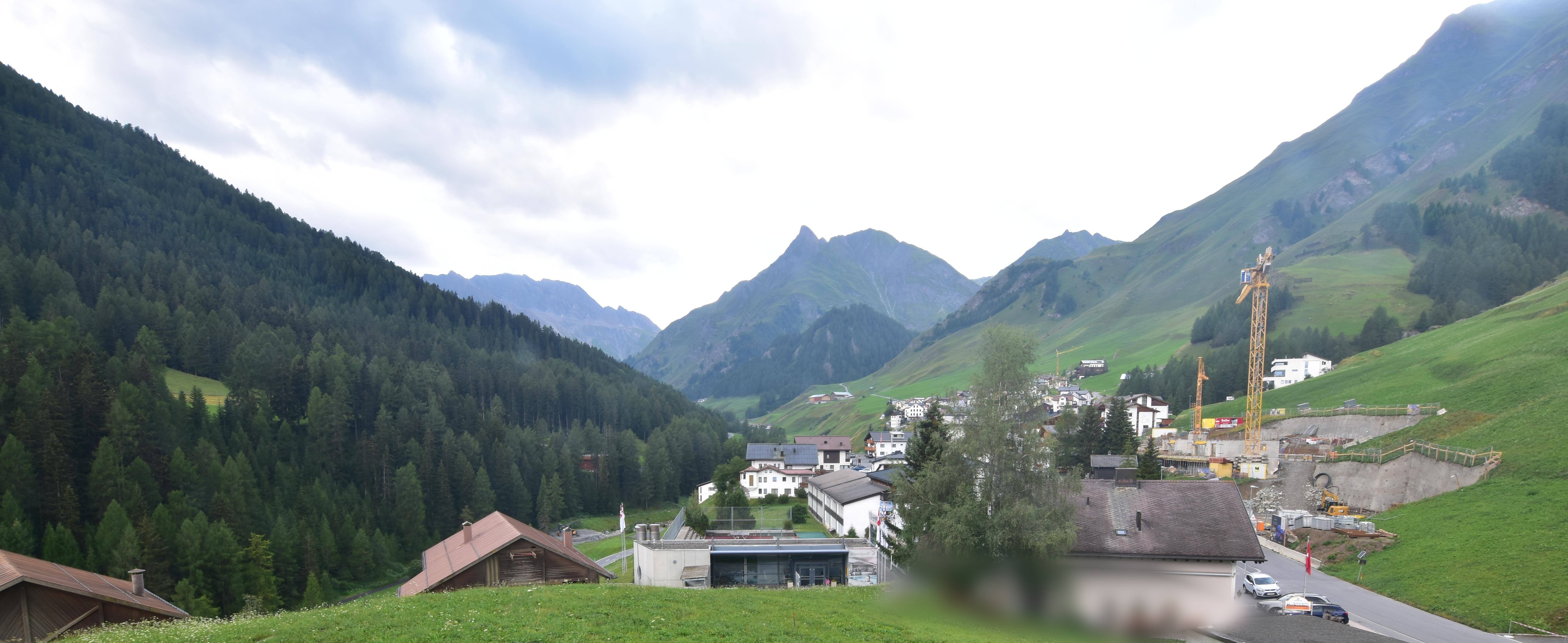 Archiv Foto Webcam Compatsch, 1.700m