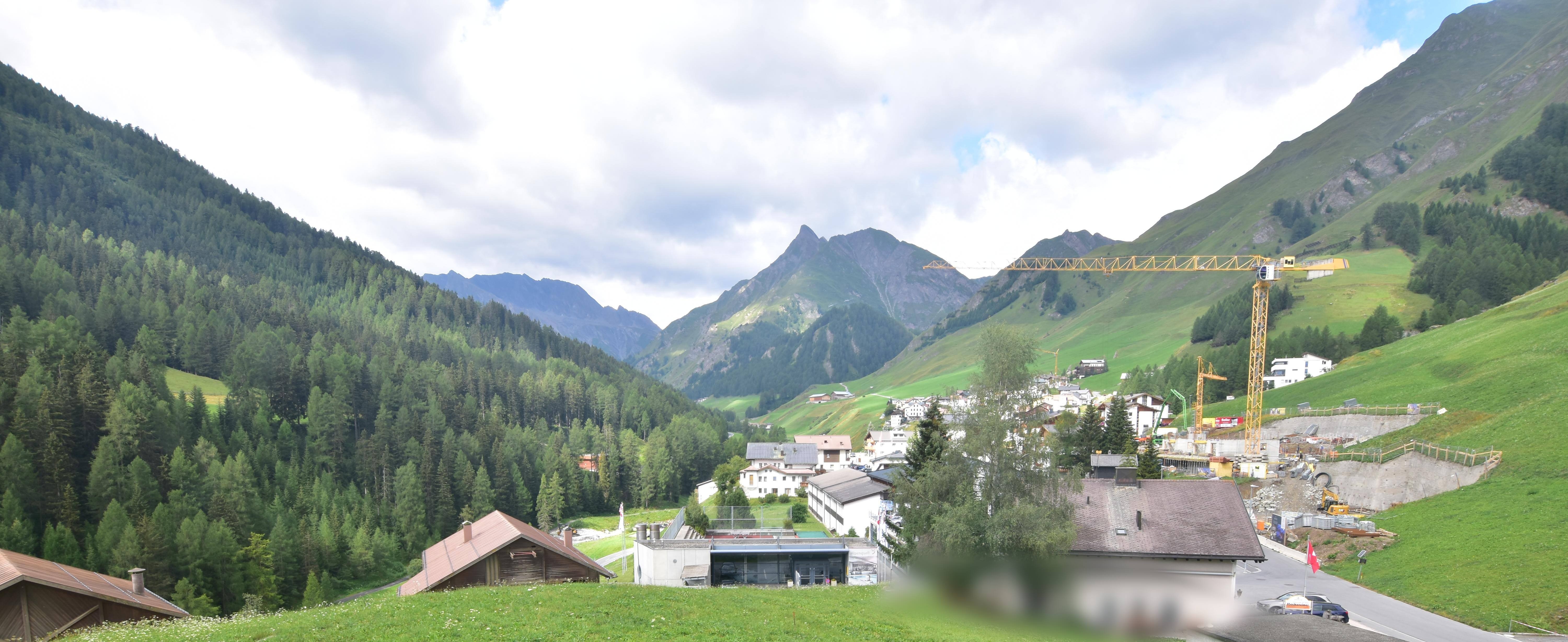 Archiv Foto Webcam Compatsch, 1.700m