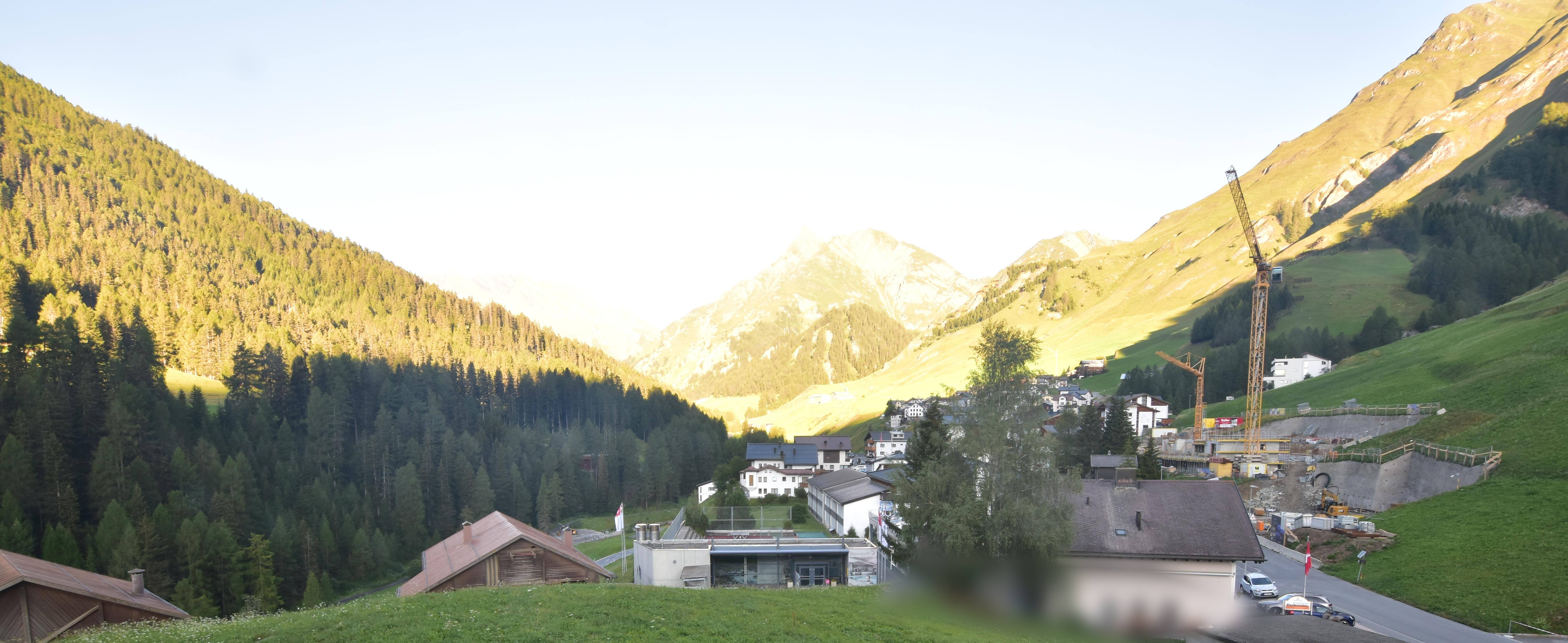 Archiv Foto Webcam Compatsch, 1.700m