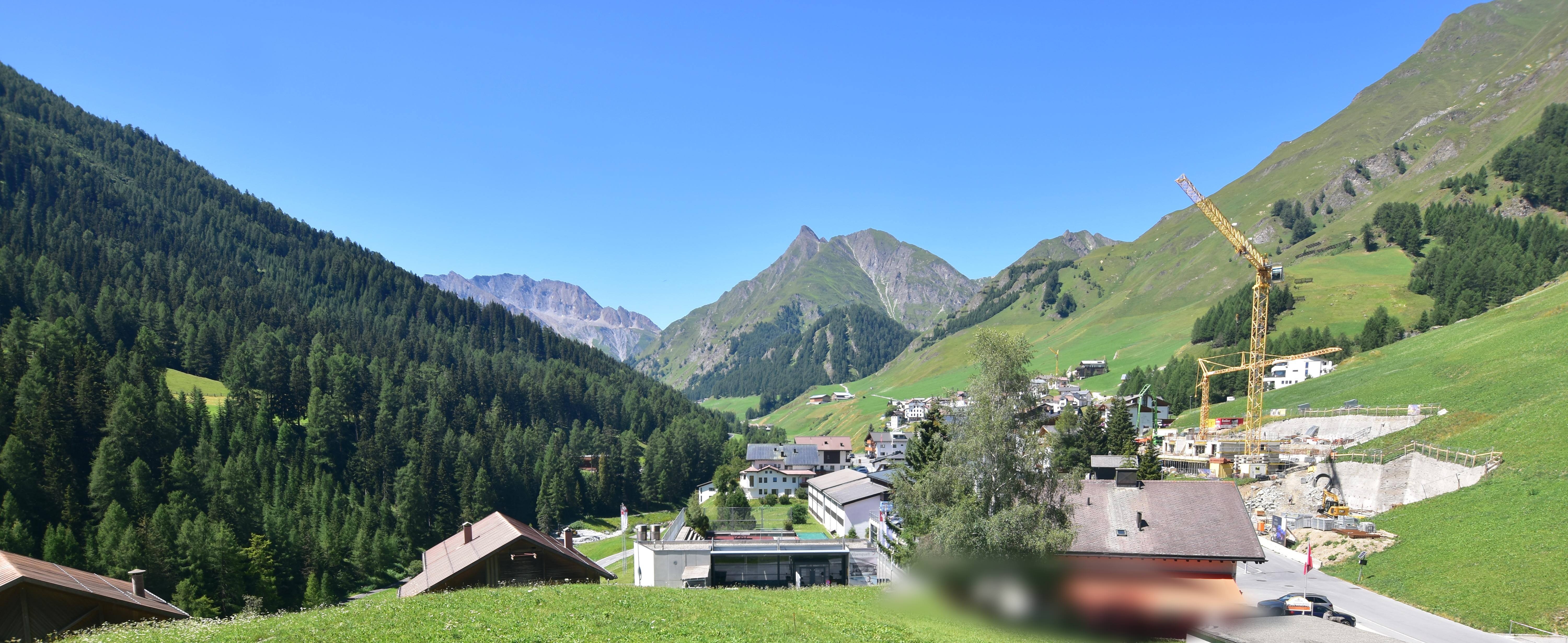 Archiv Foto Webcam Compatsch, 1.700m