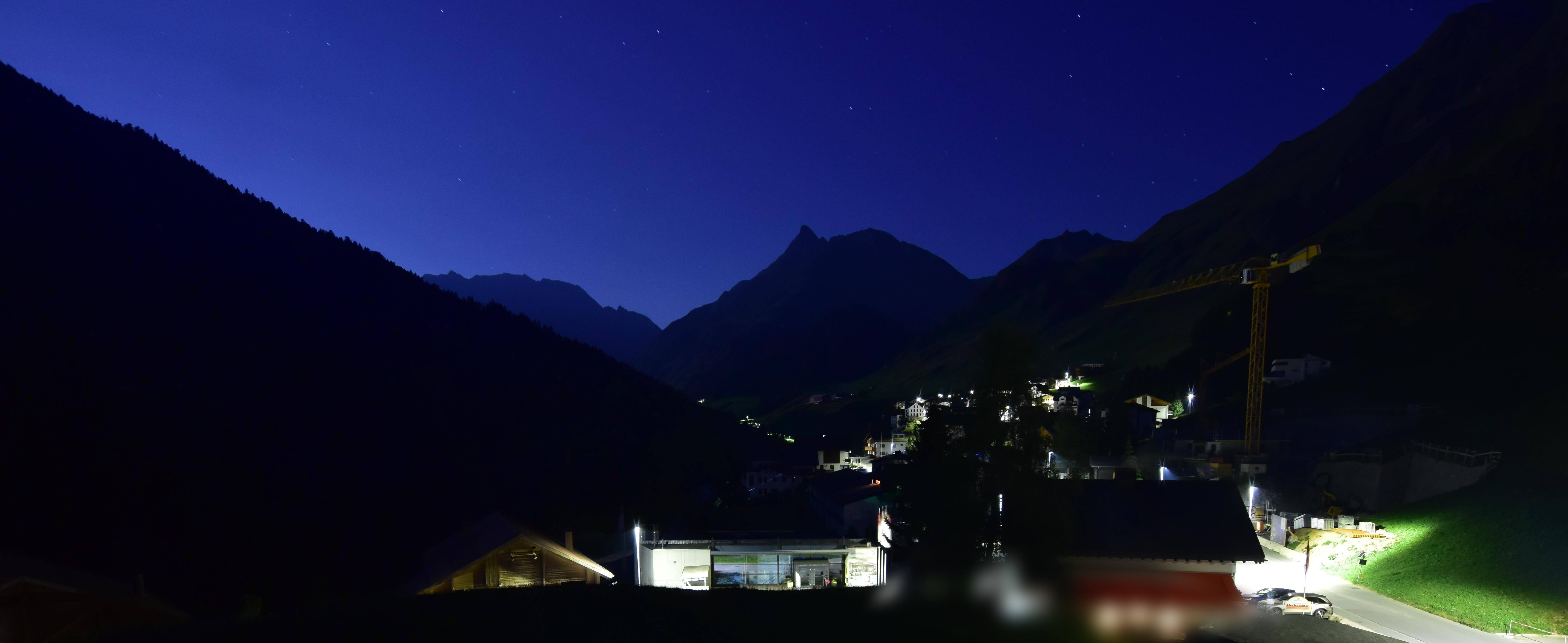 Archiv Foto Webcam Compatsch, 1.700m