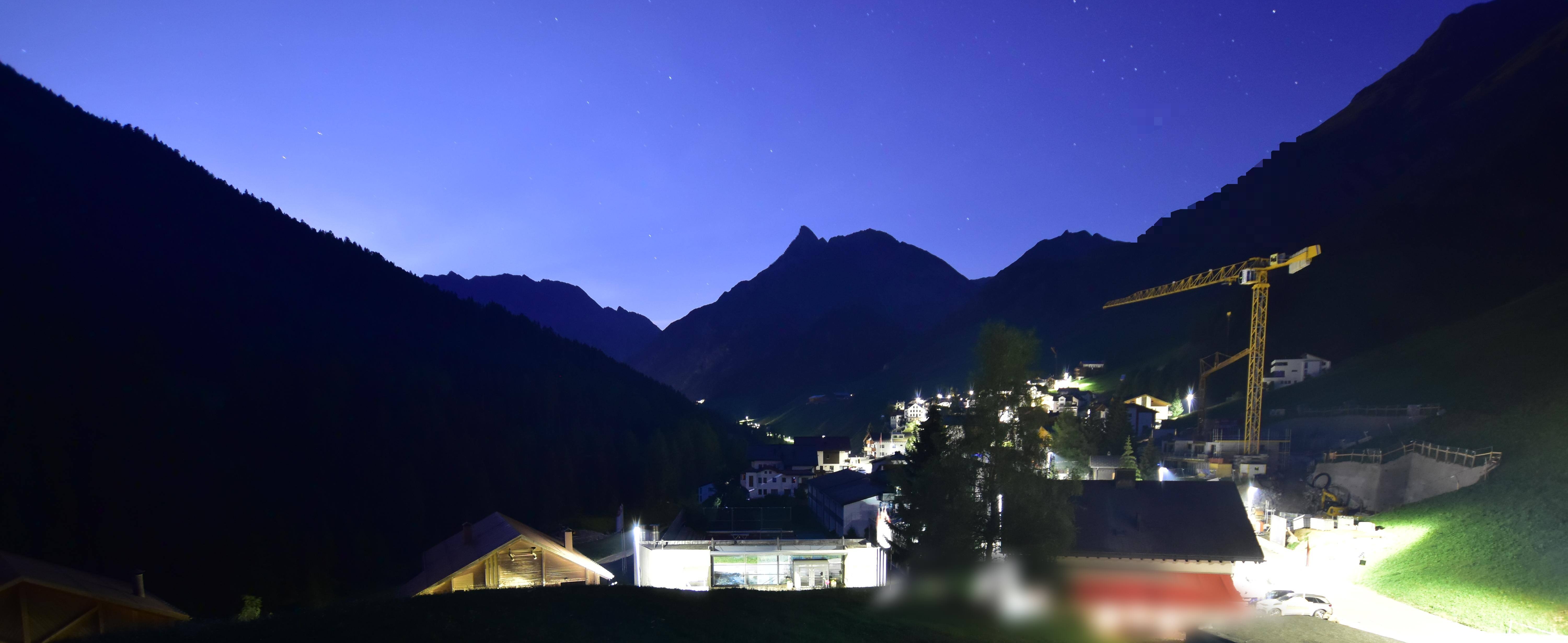 Archiv Foto Webcam Compatsch, 1.700m