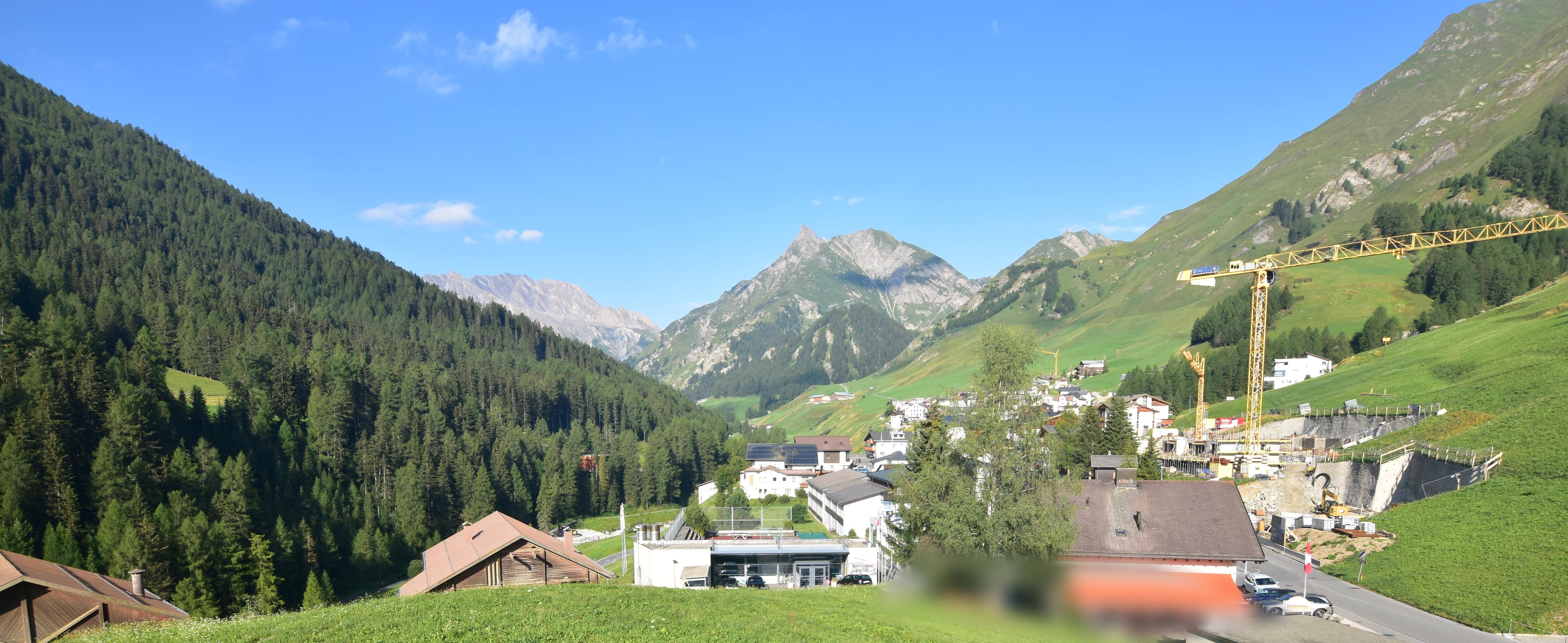 Archiv Foto Webcam Compatsch, 1.700m