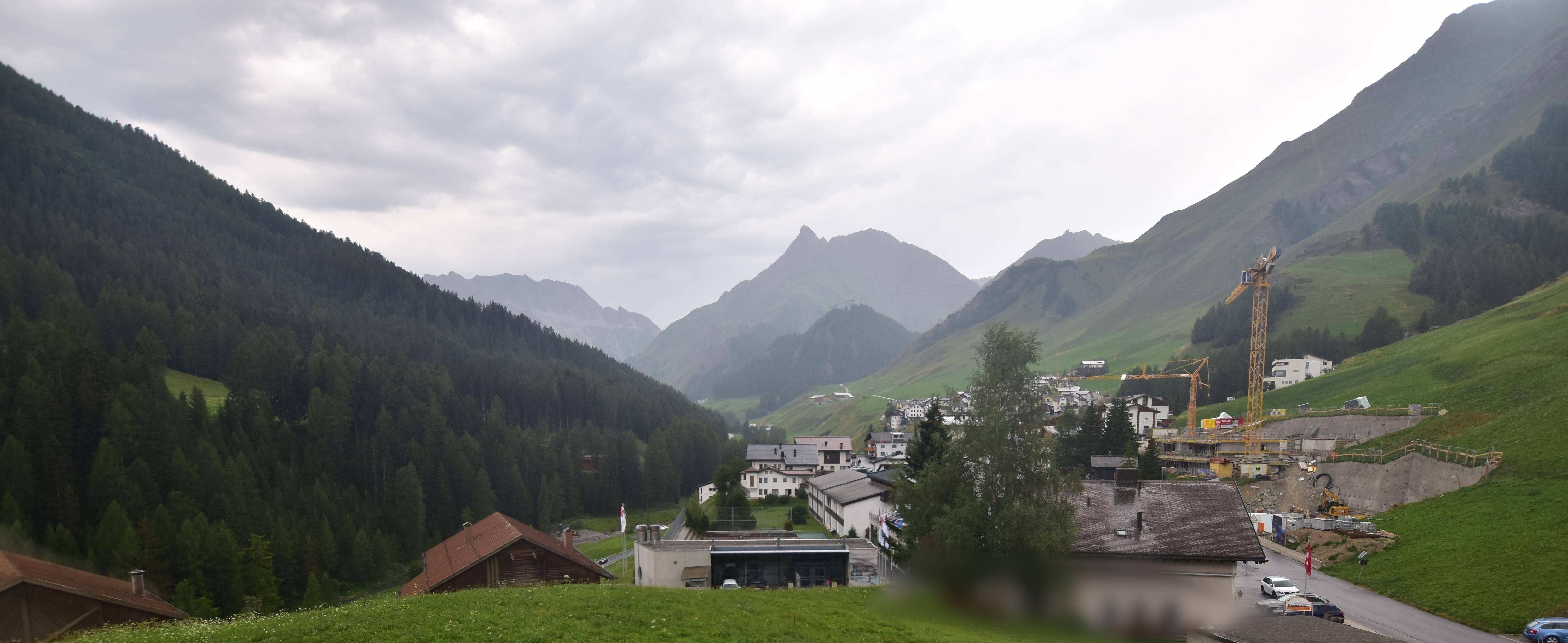 Archiv Foto Webcam Compatsch, 1.700m