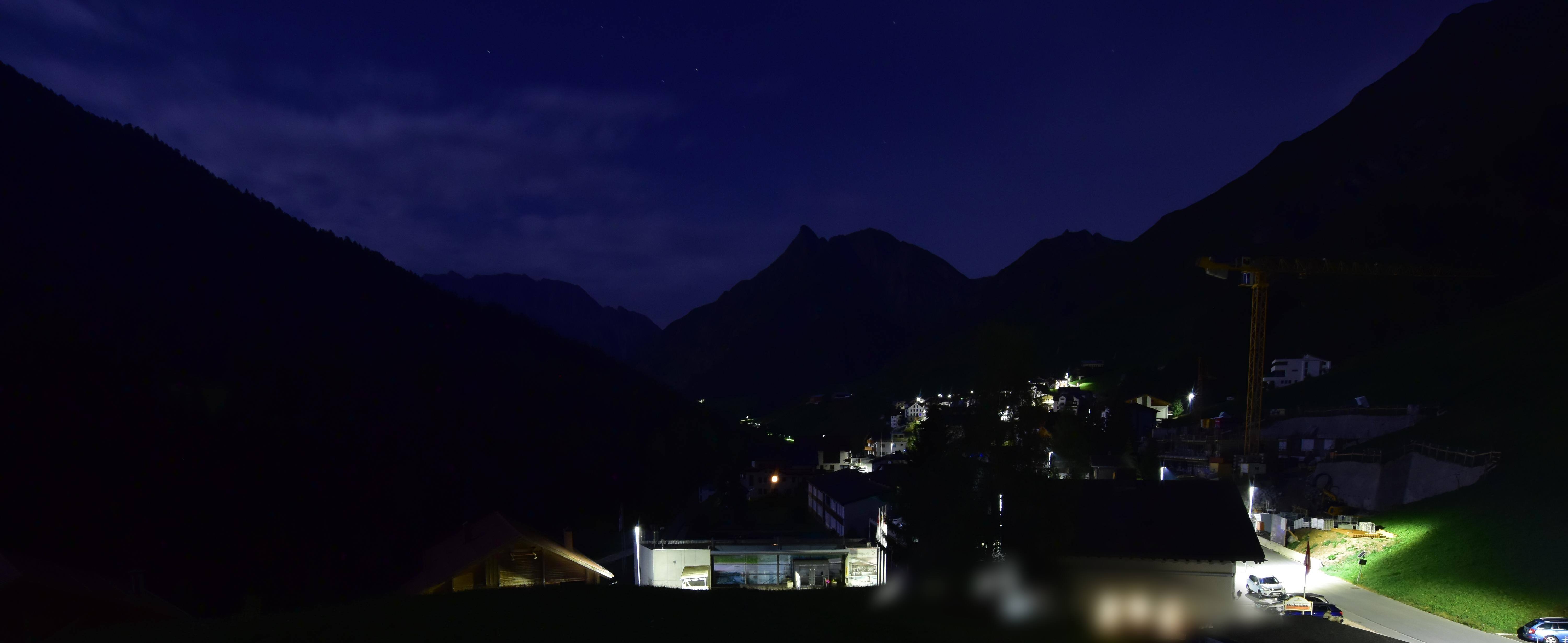 Archiv Foto Webcam Compatsch, 1.700m