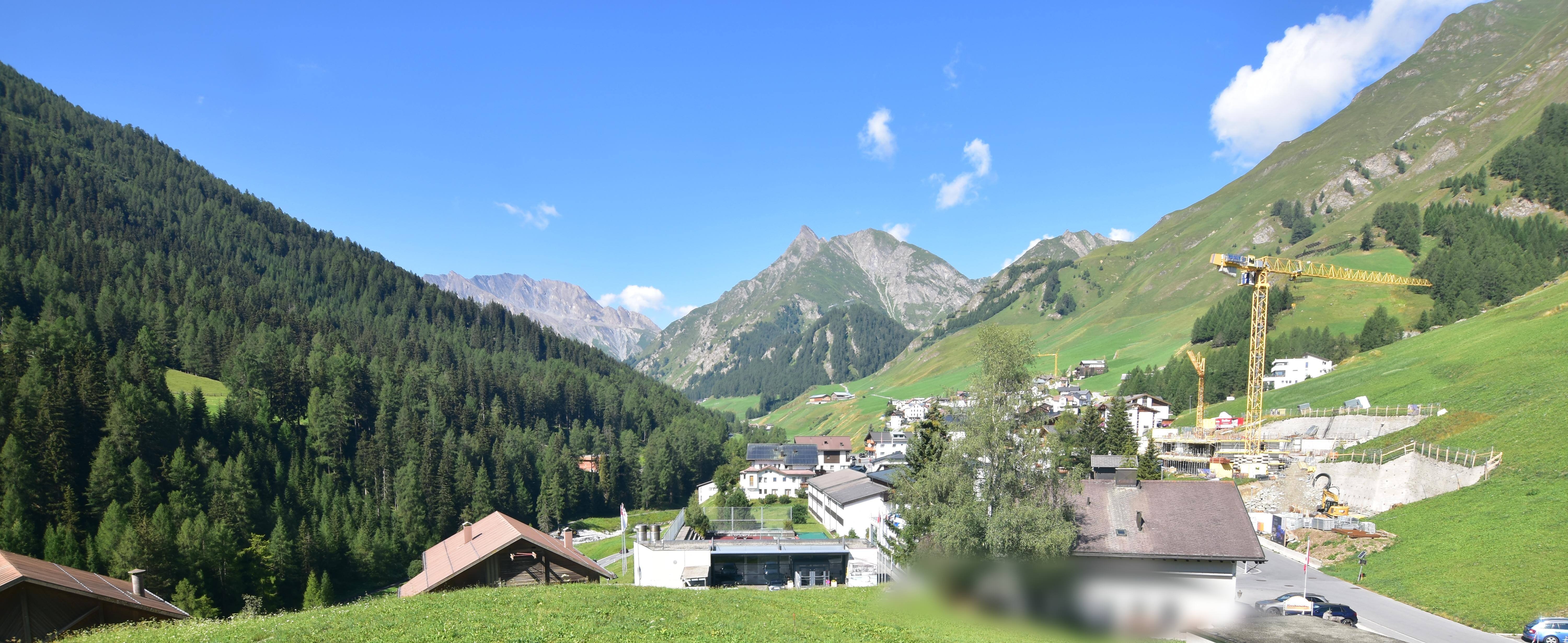 Archiv Foto Webcam Compatsch, 1.700m