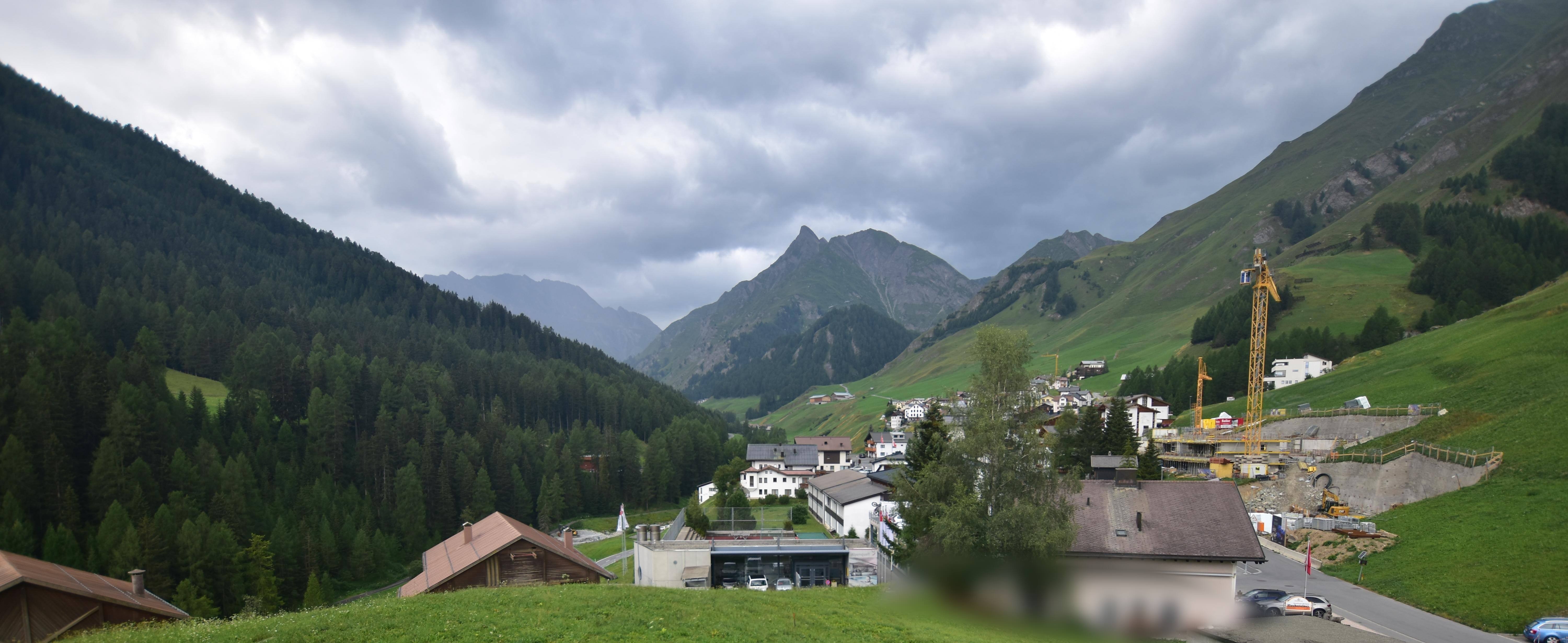 Archiv Foto Webcam Compatsch, 1.700m