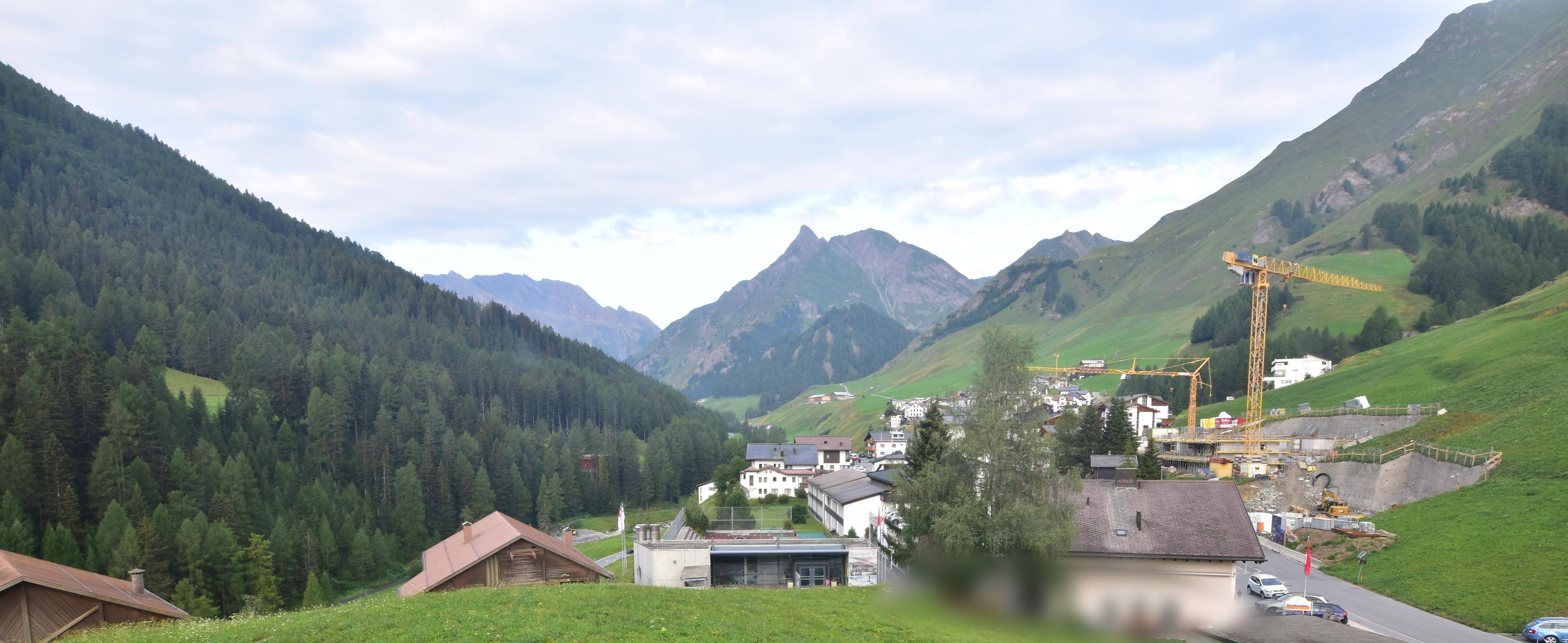 Archiv Foto Webcam Compatsch, 1.700m