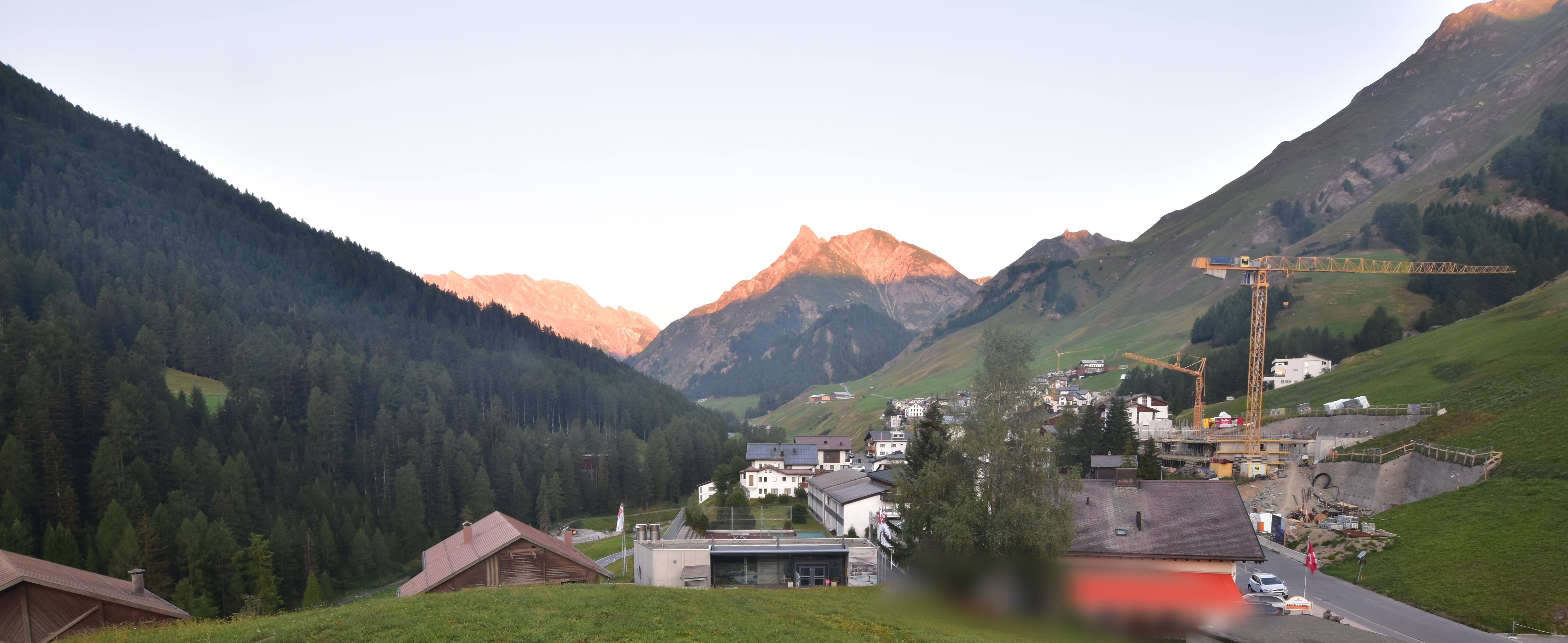 Archiv Foto Webcam Compatsch, 1.700m