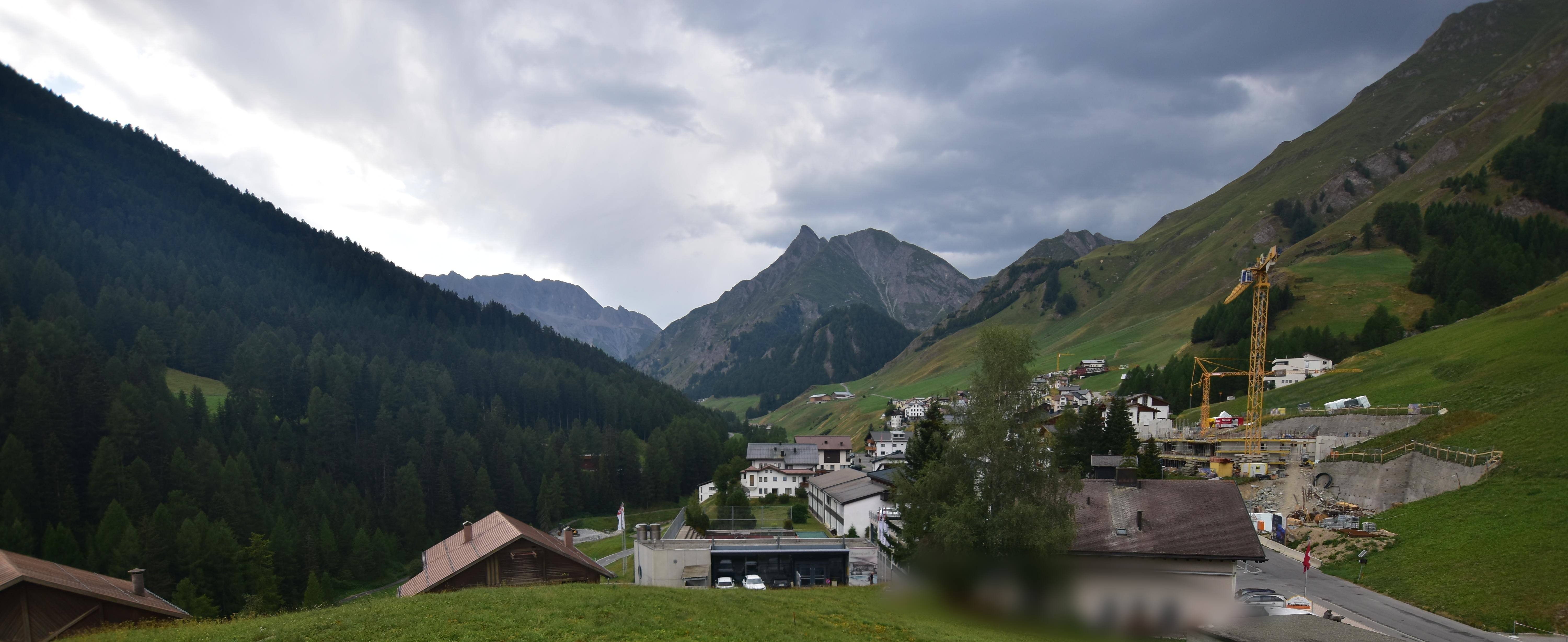 Archiv Foto Webcam Compatsch, 1.700m