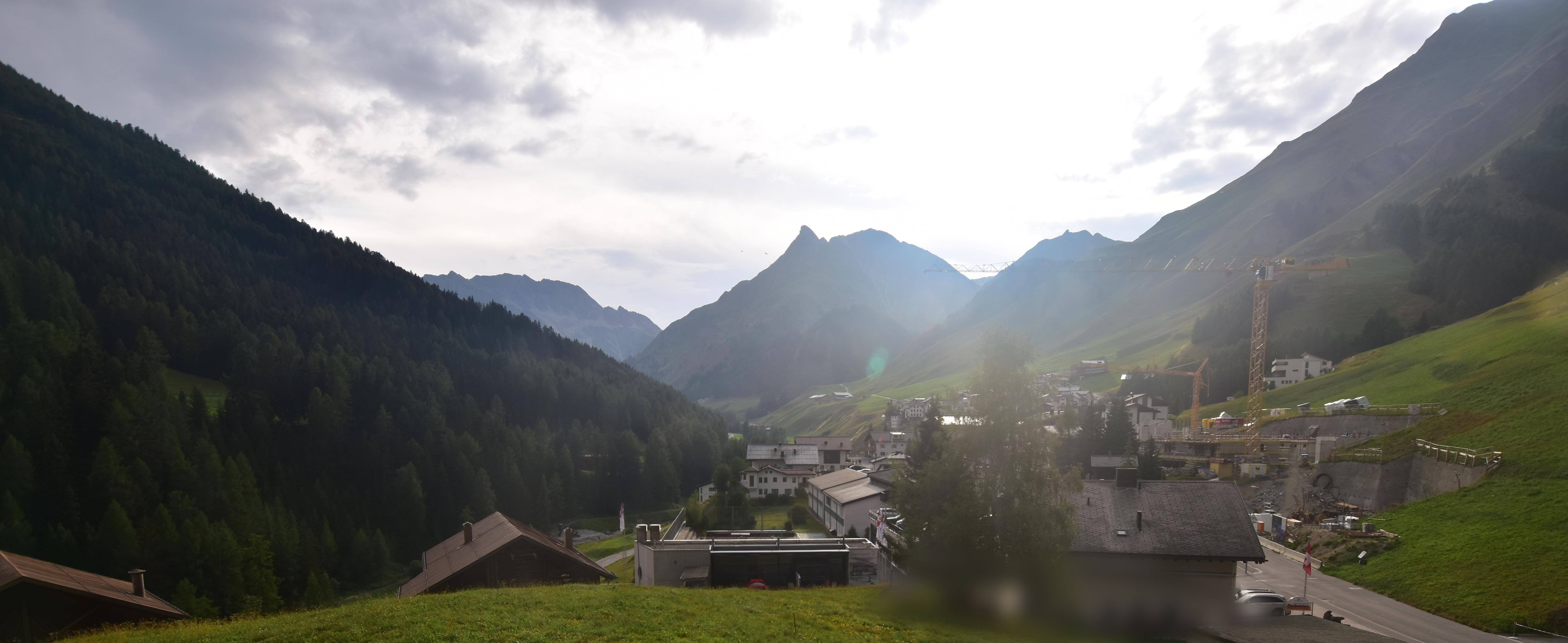 Archiv Foto Webcam Compatsch, 1.700m