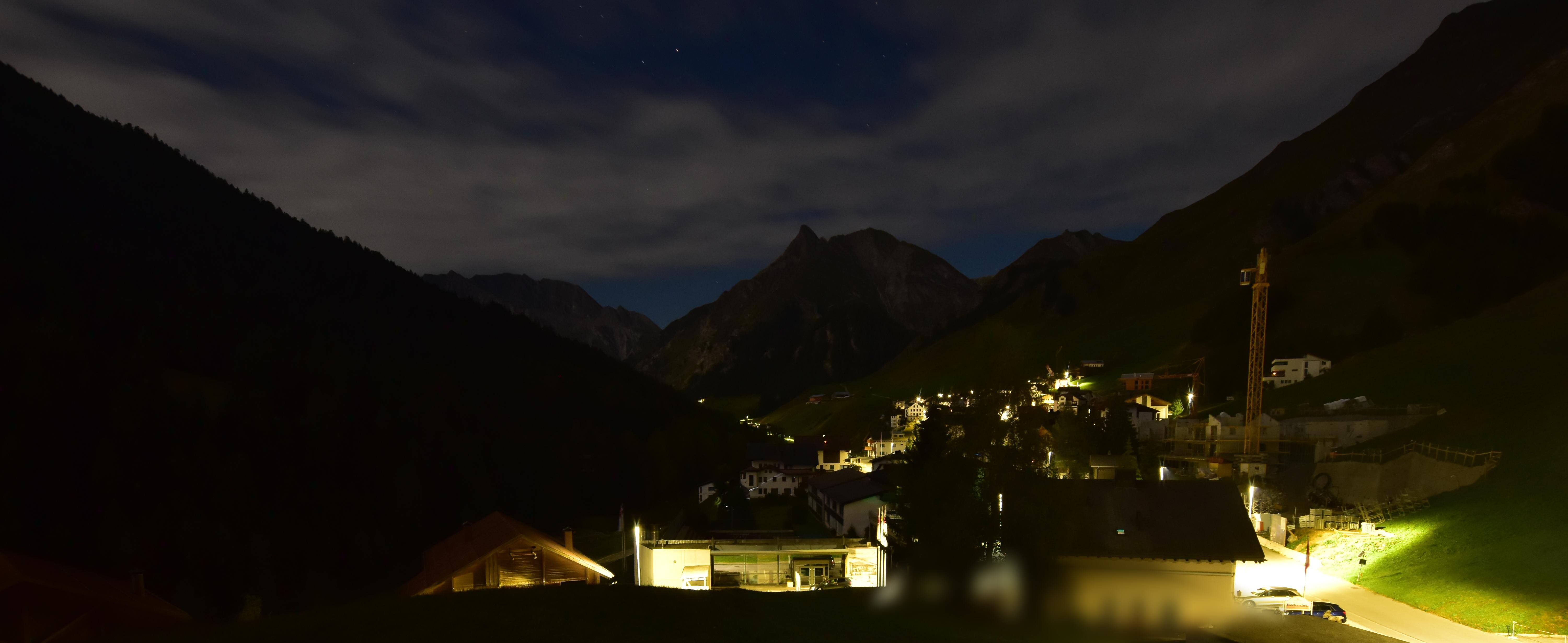 Archiv Foto Webcam Compatsch, 1.700m