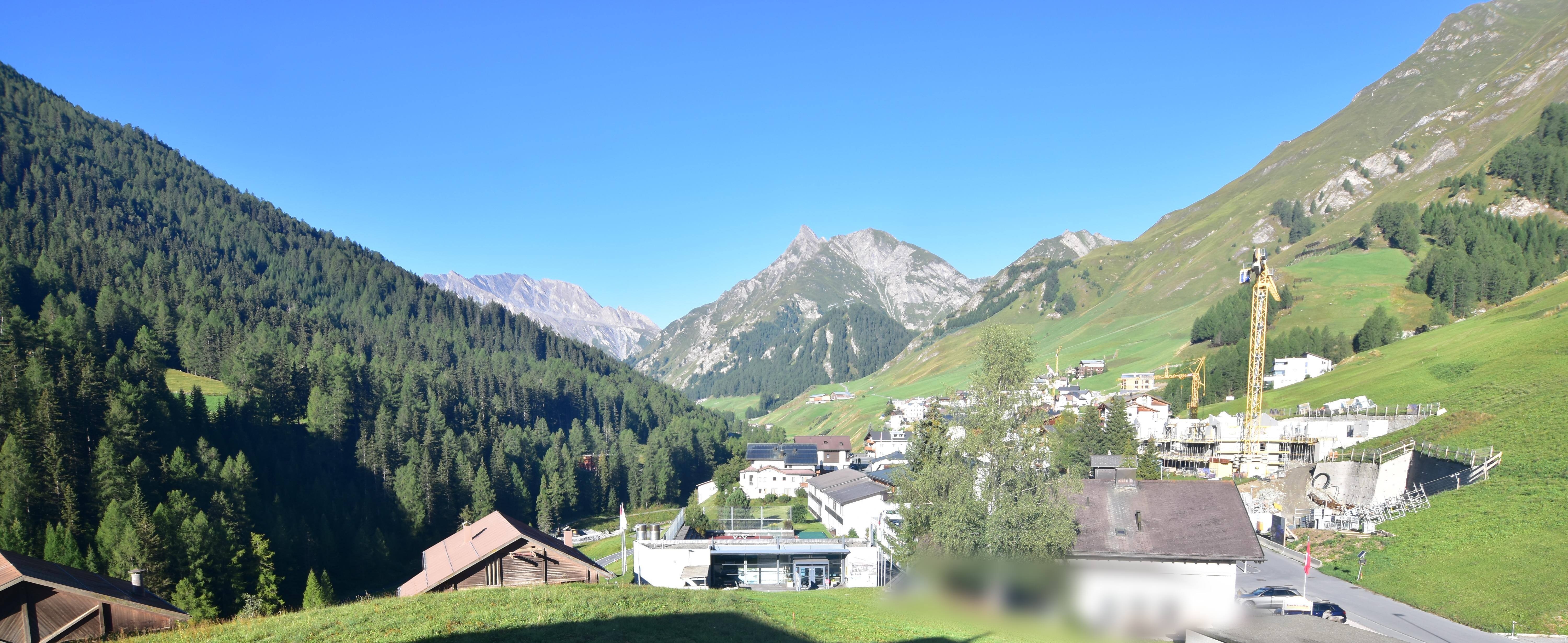 Archiv Foto Webcam Compatsch, 1.700m