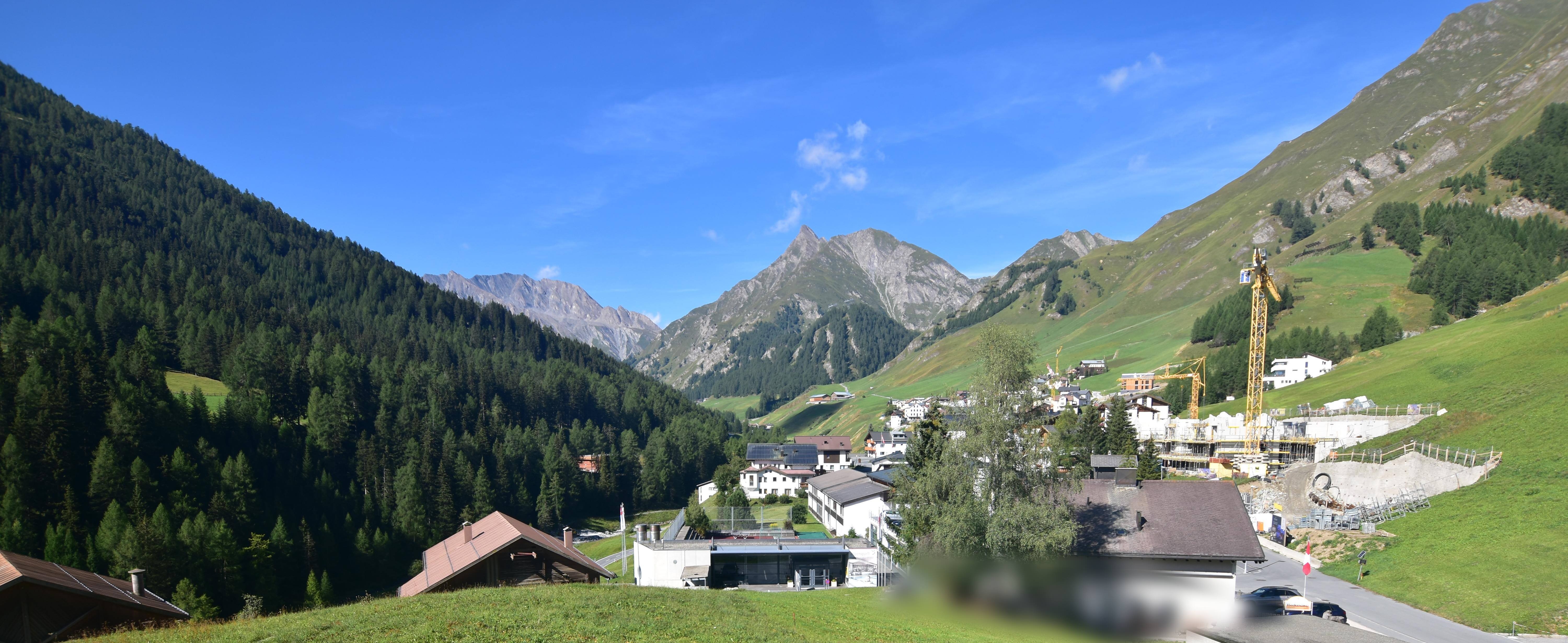 Archiv Foto Webcam Compatsch, 1.700m