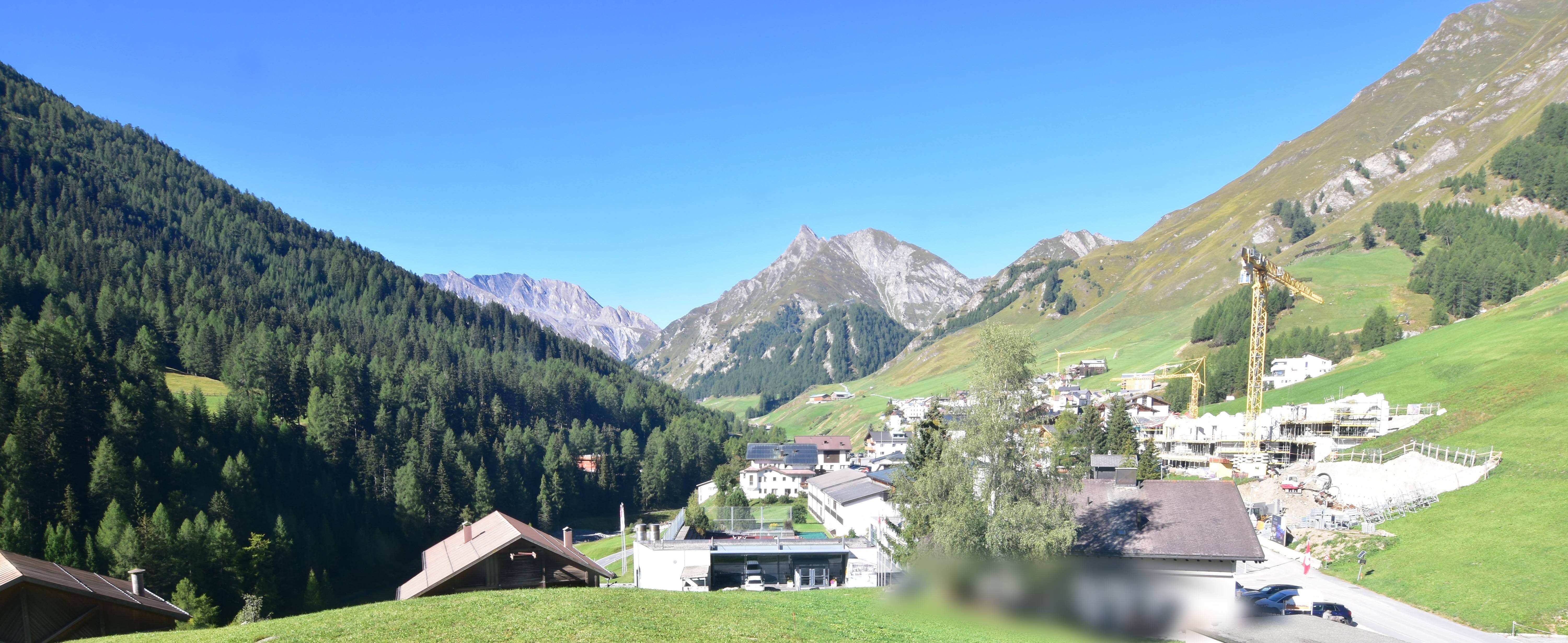Archiv Foto Webcam Compatsch, 1.700m