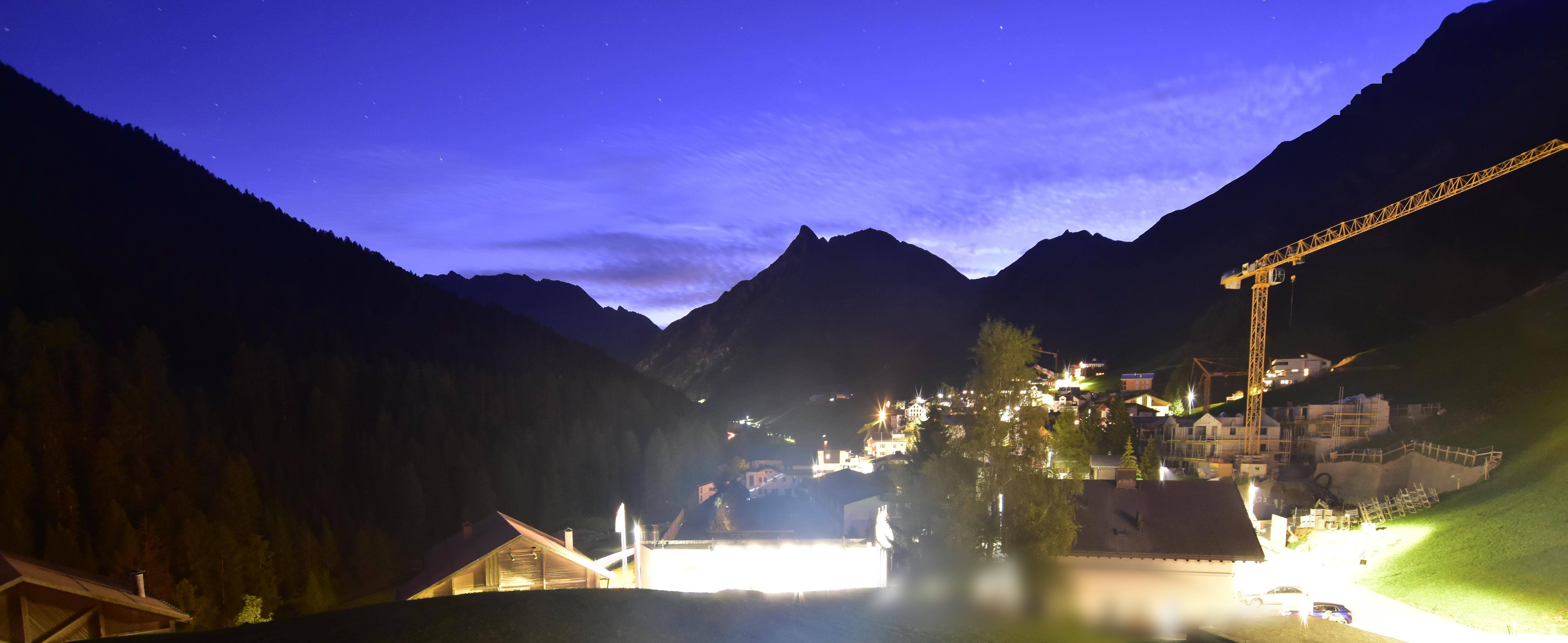 Archiv Foto Webcam Compatsch, 1.700m