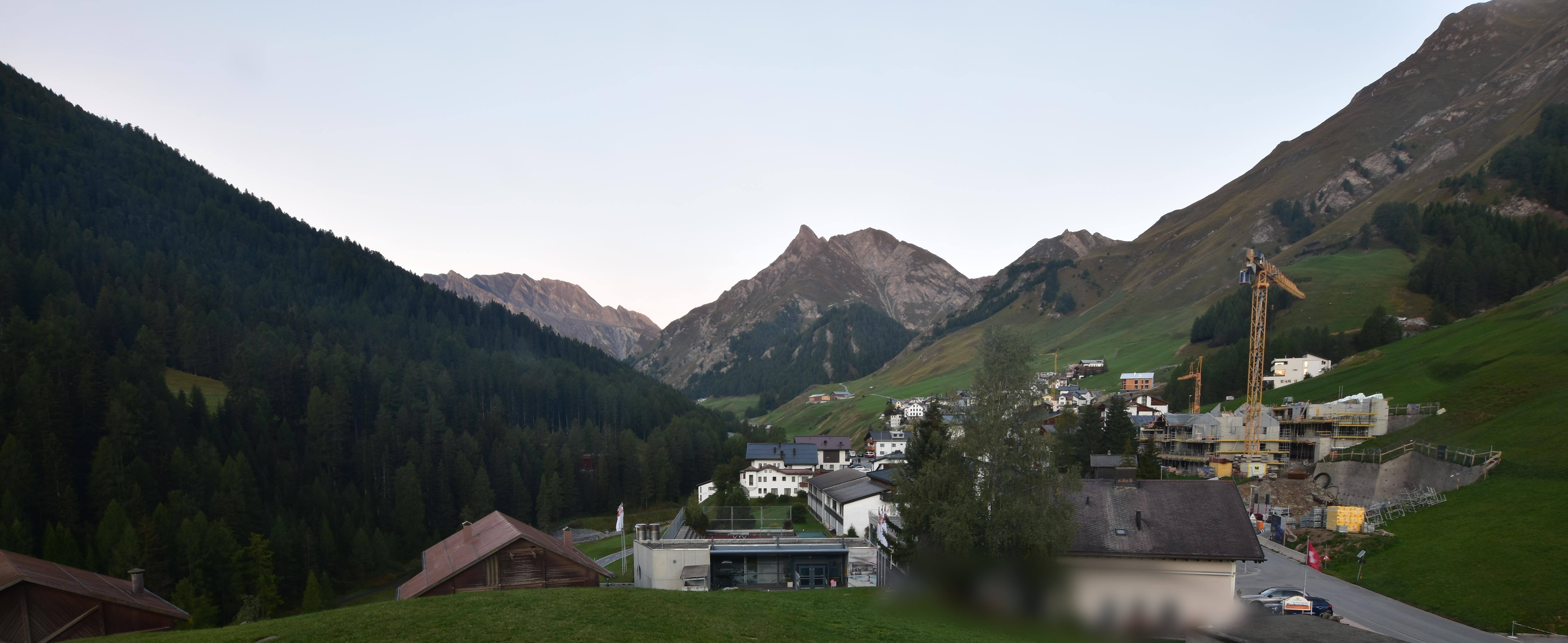 Archiv Foto Webcam Compatsch, 1.700m