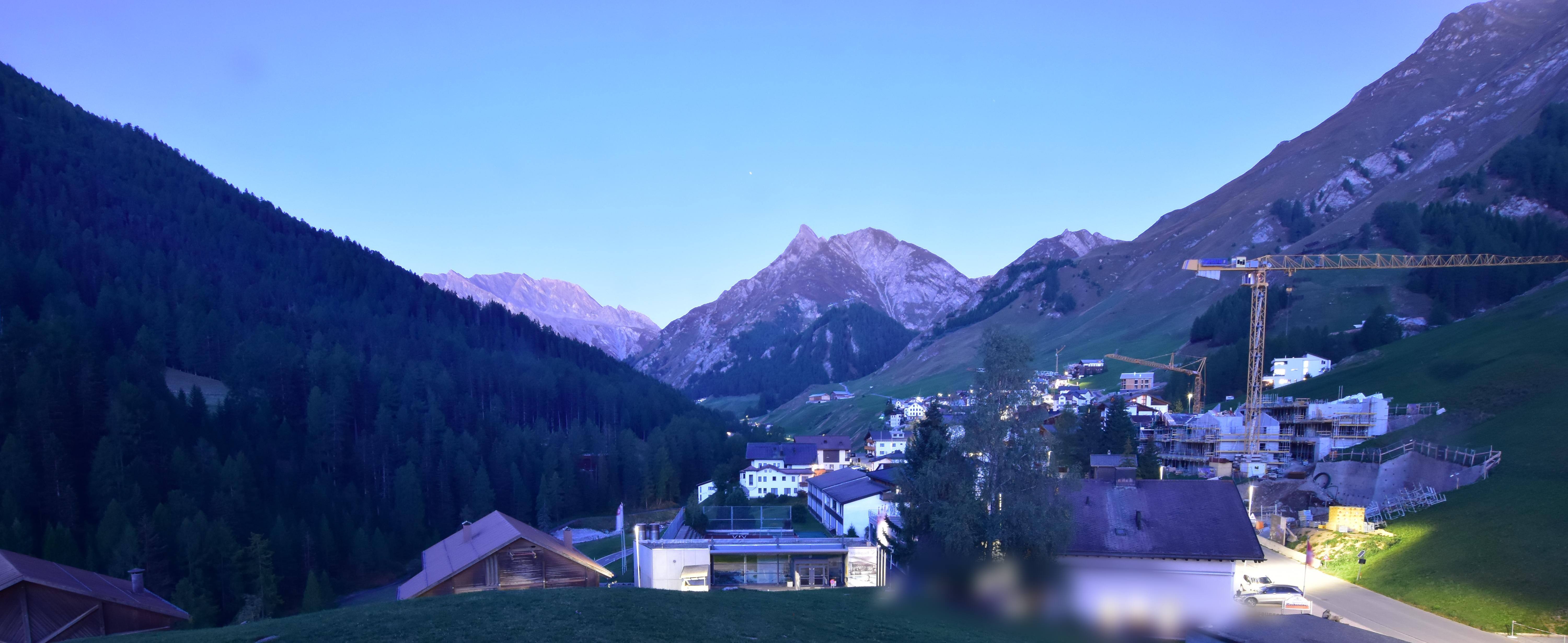 Archiv Foto Webcam Compatsch, 1.700m