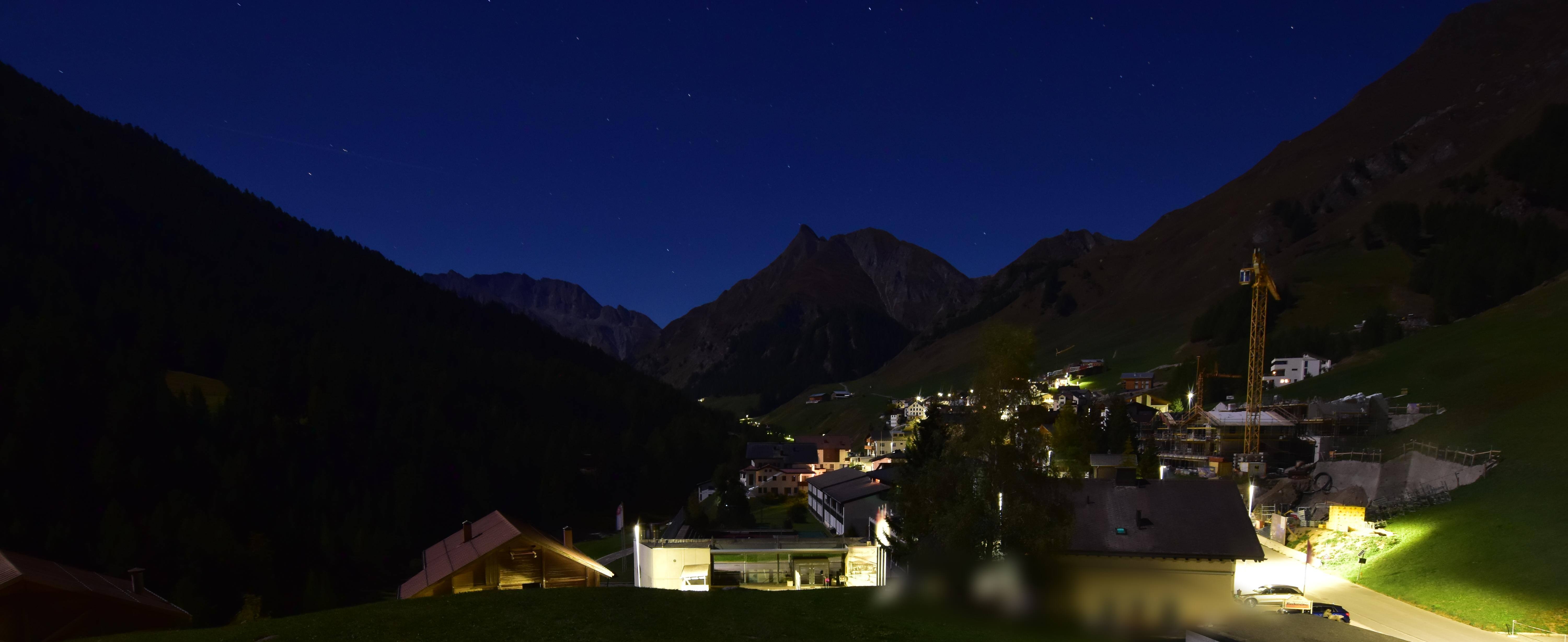Archiv Foto Webcam Compatsch, 1.700m