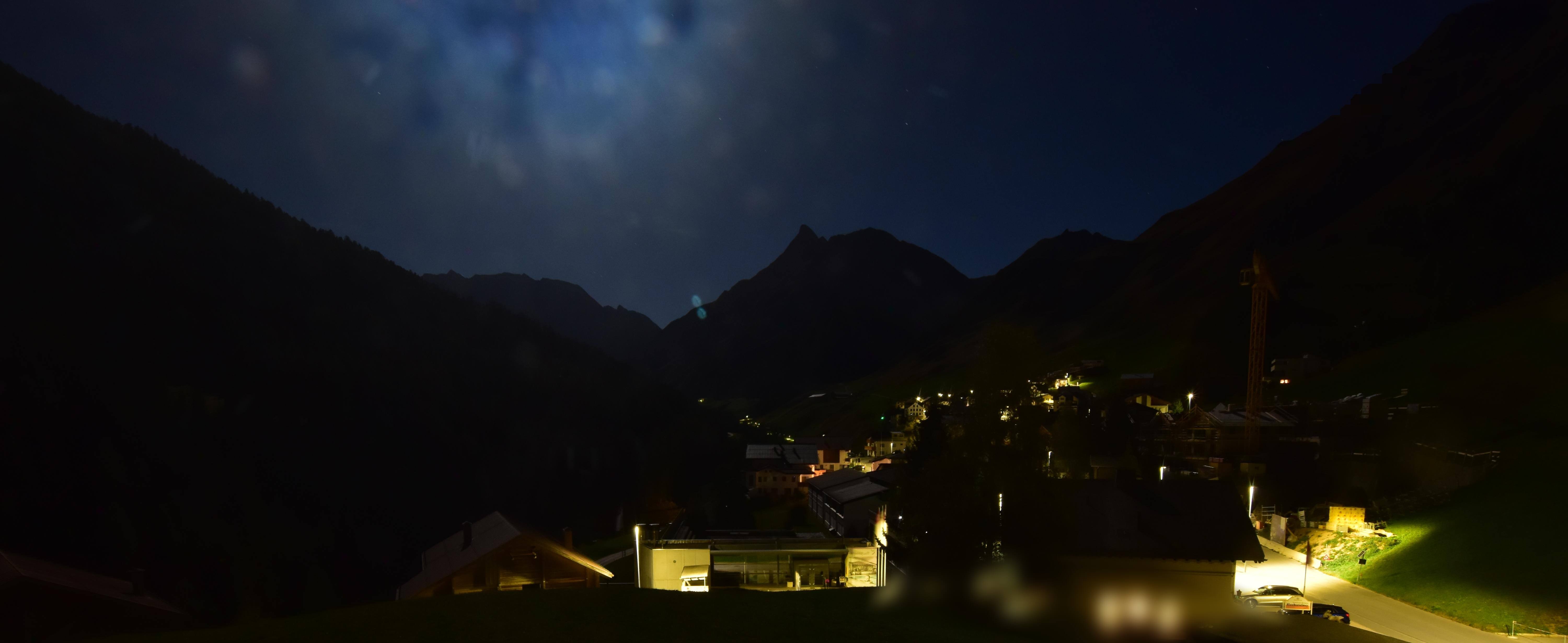 Archiv Foto Webcam Compatsch, 1.700m