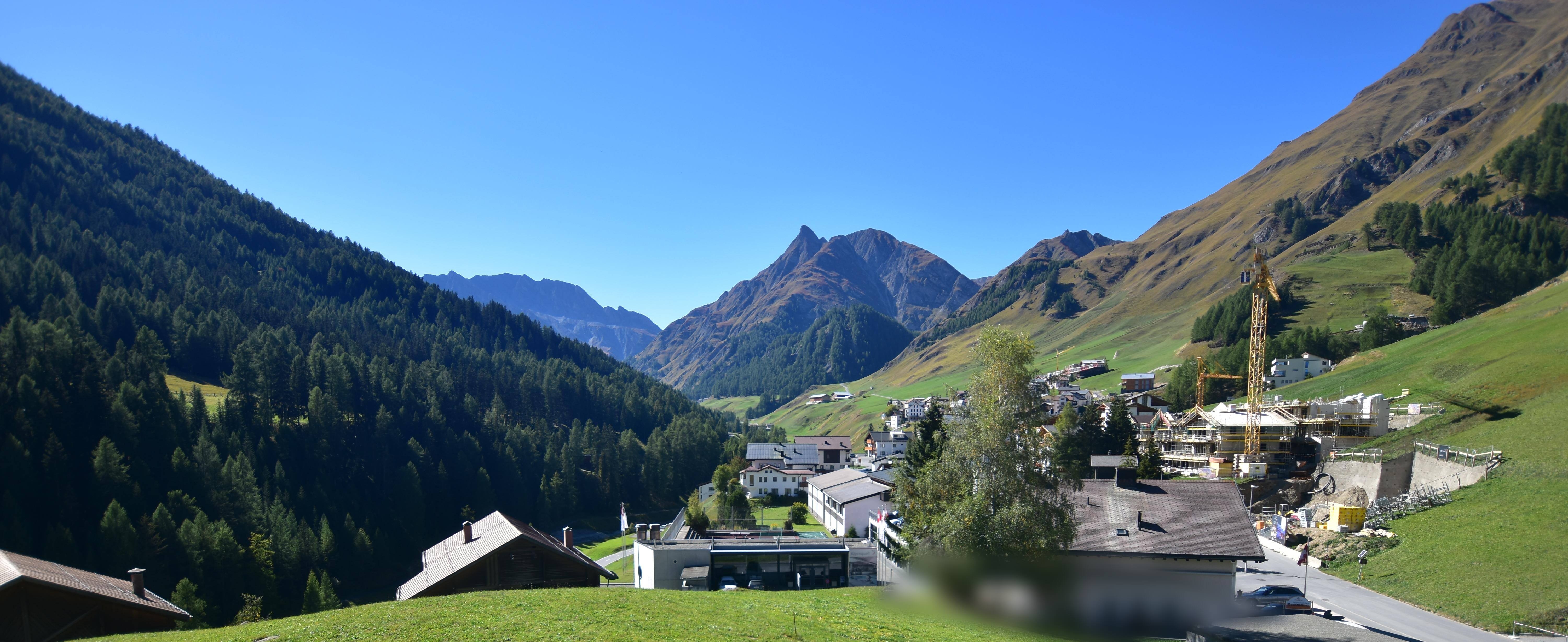 Archiv Foto Webcam Compatsch, 1.700m