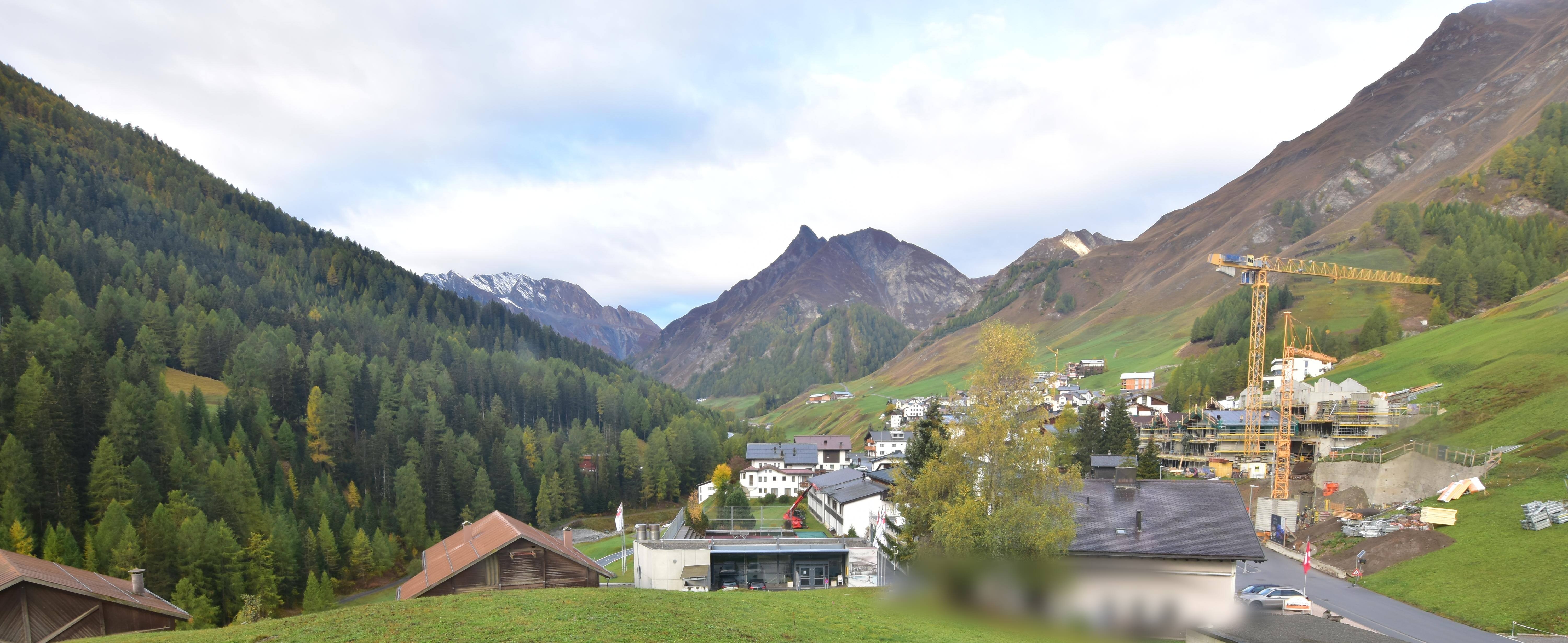 Archiv Foto Webcam Compatsch, 1.700m