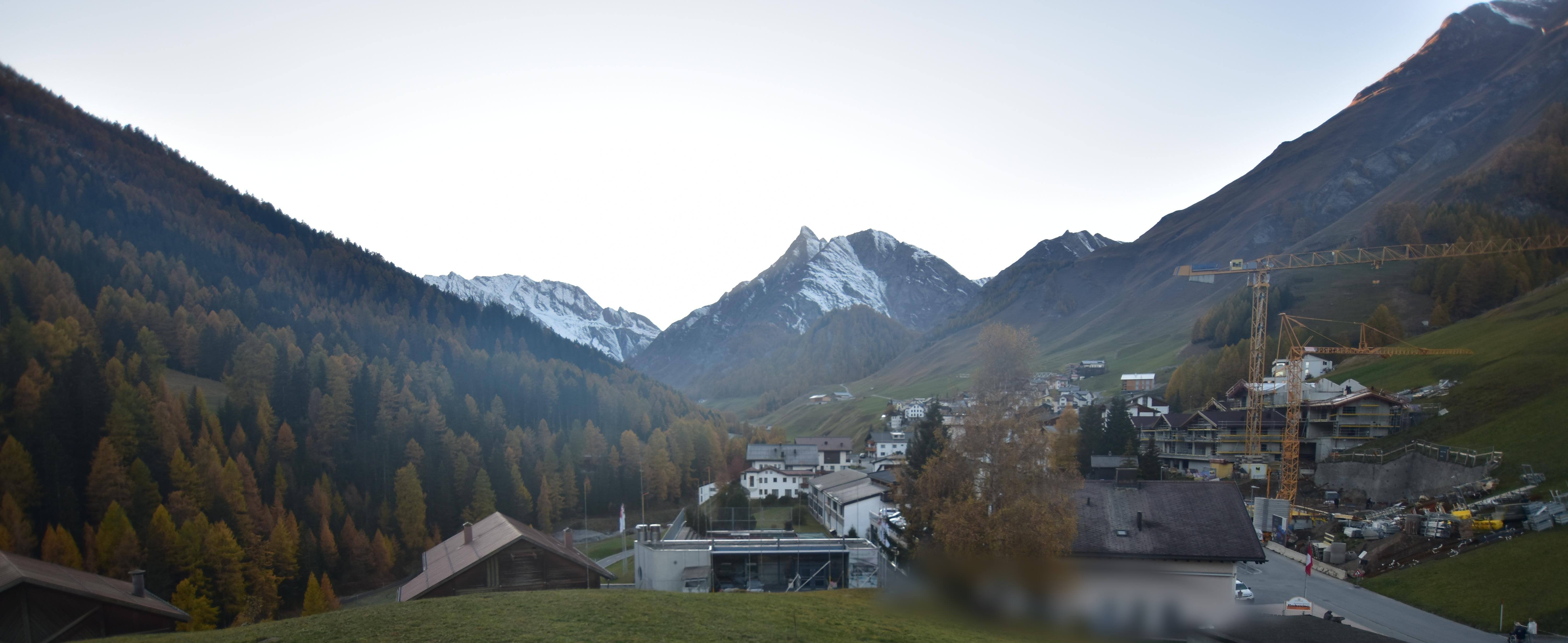 Archiv Foto Webcam Compatsch, 1.700m