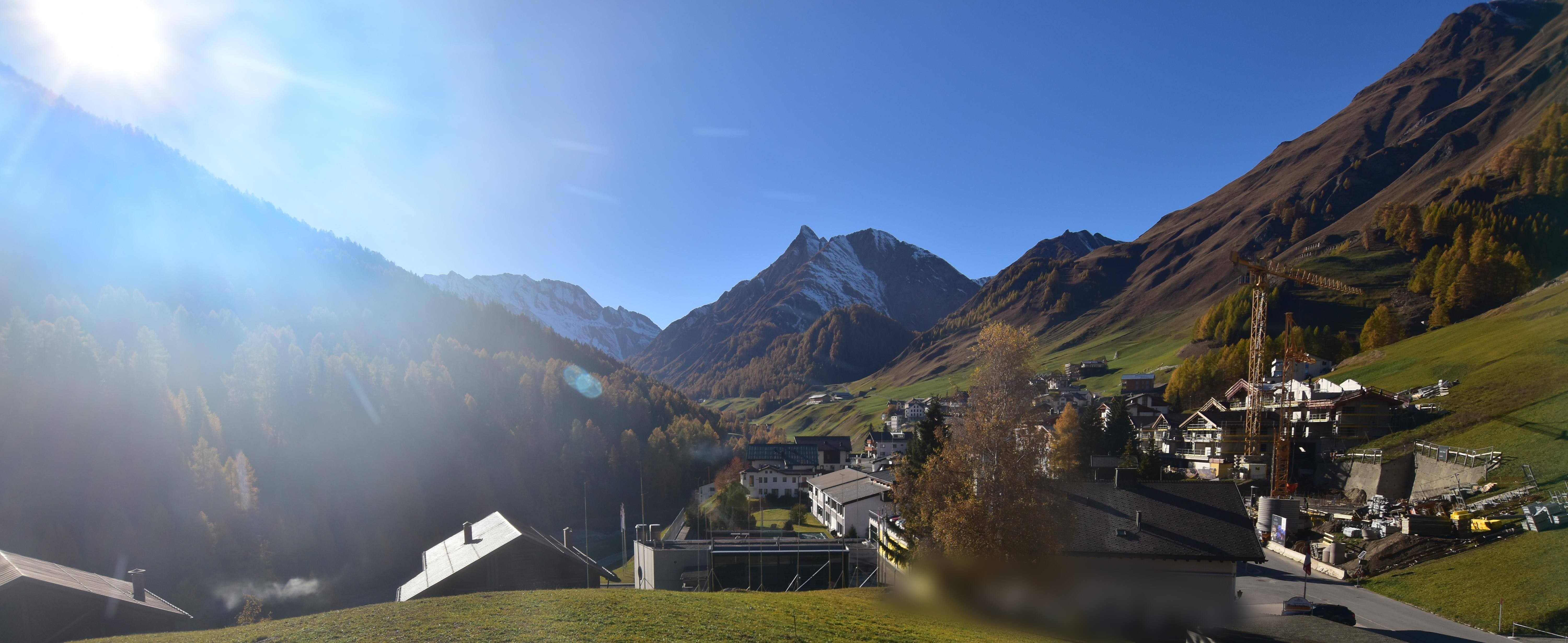 Archiv Foto Webcam Compatsch, 1.700m